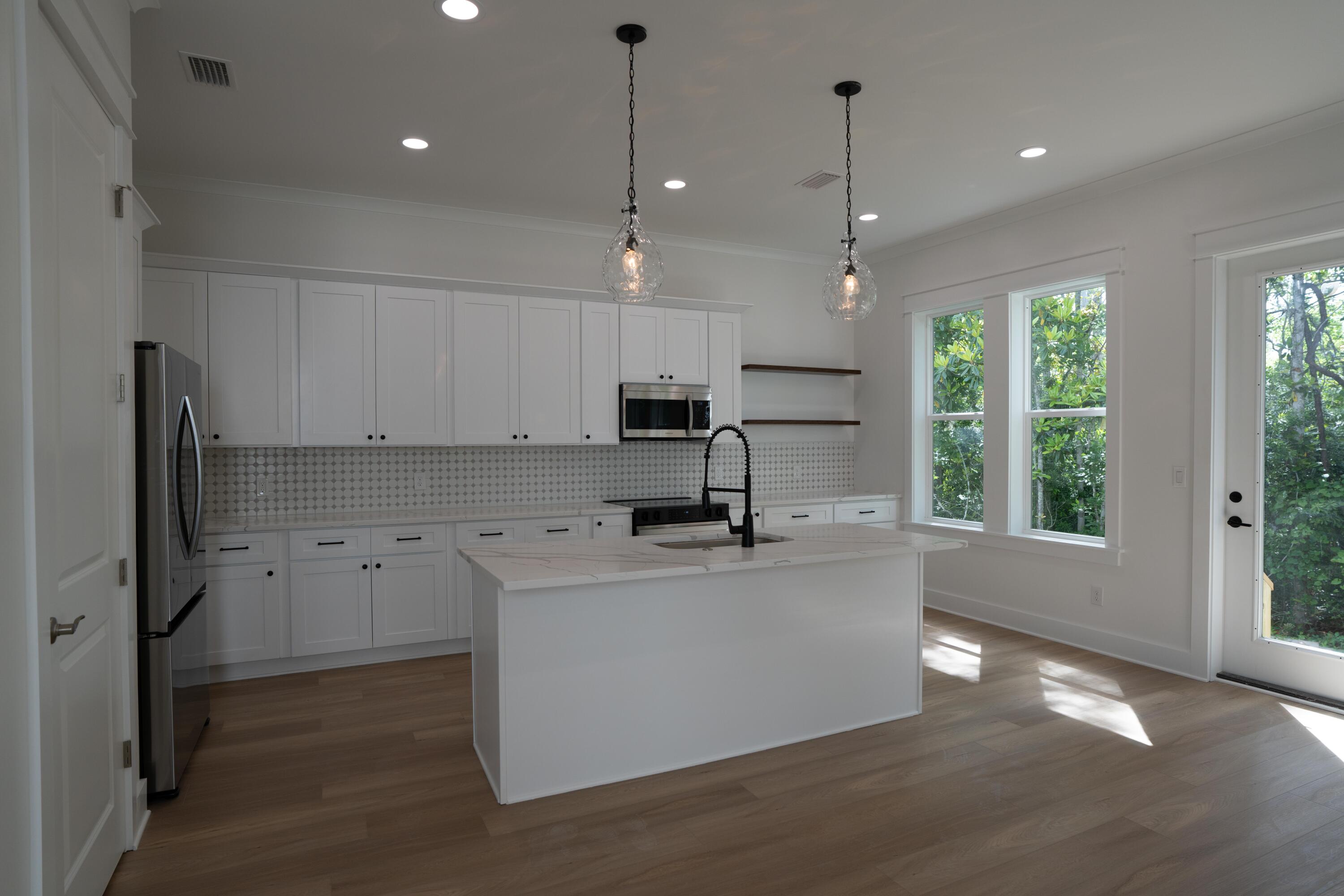SACRED OAKS PH 2 - Residential Lease