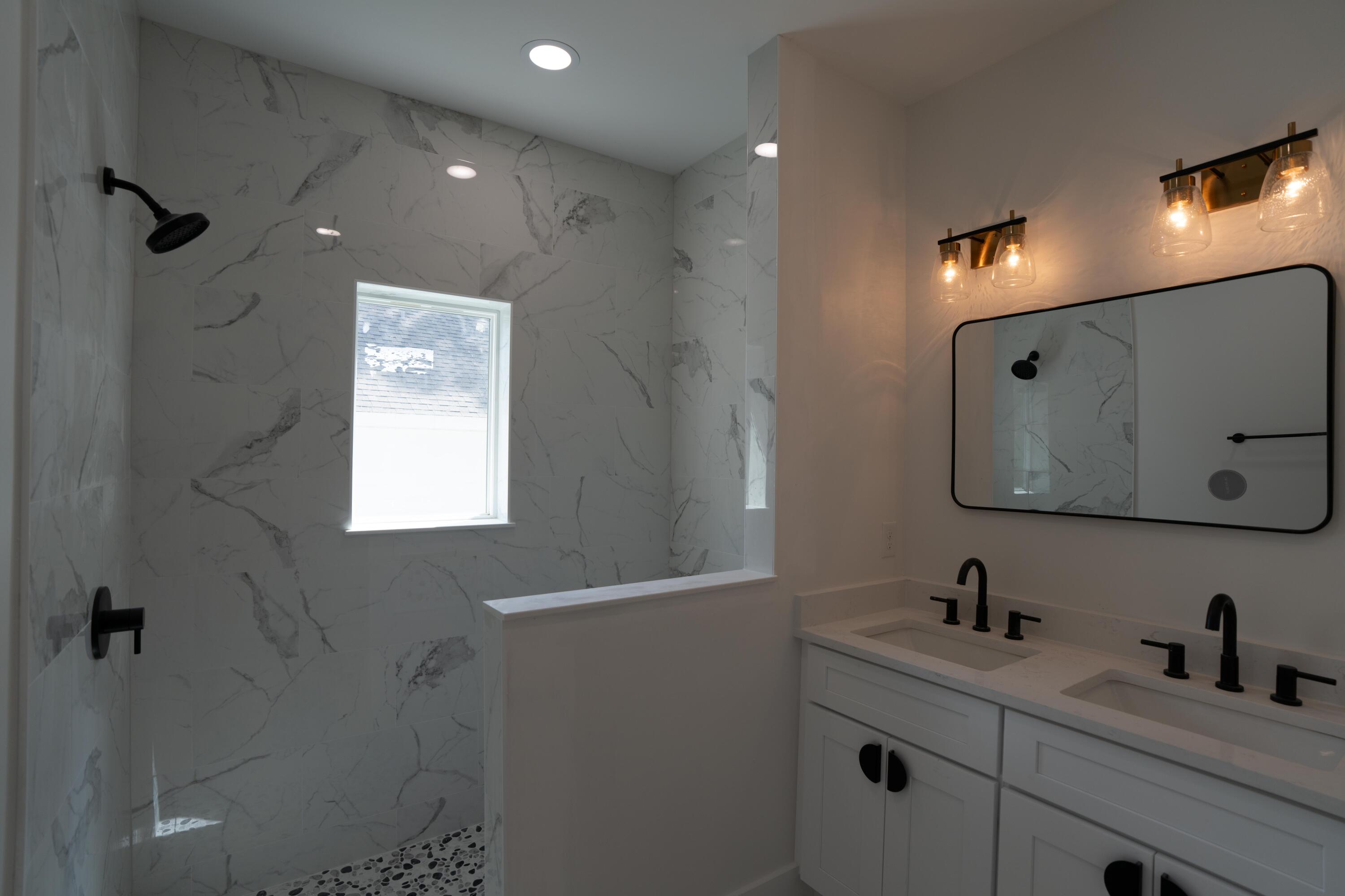 SACRED OAKS PH 2 - Residential Lease