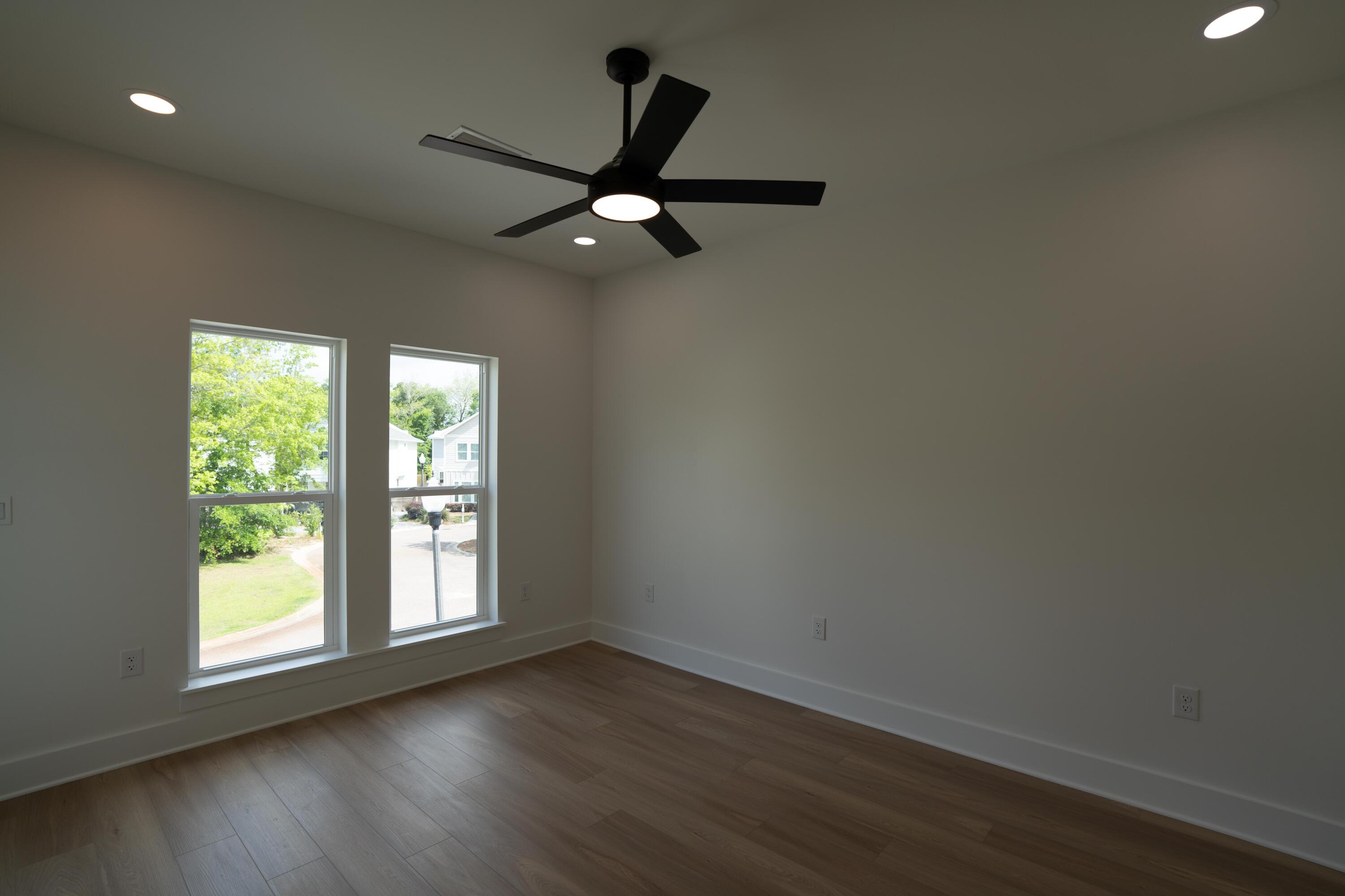 SACRED OAKS PH 2 - Residential Lease
