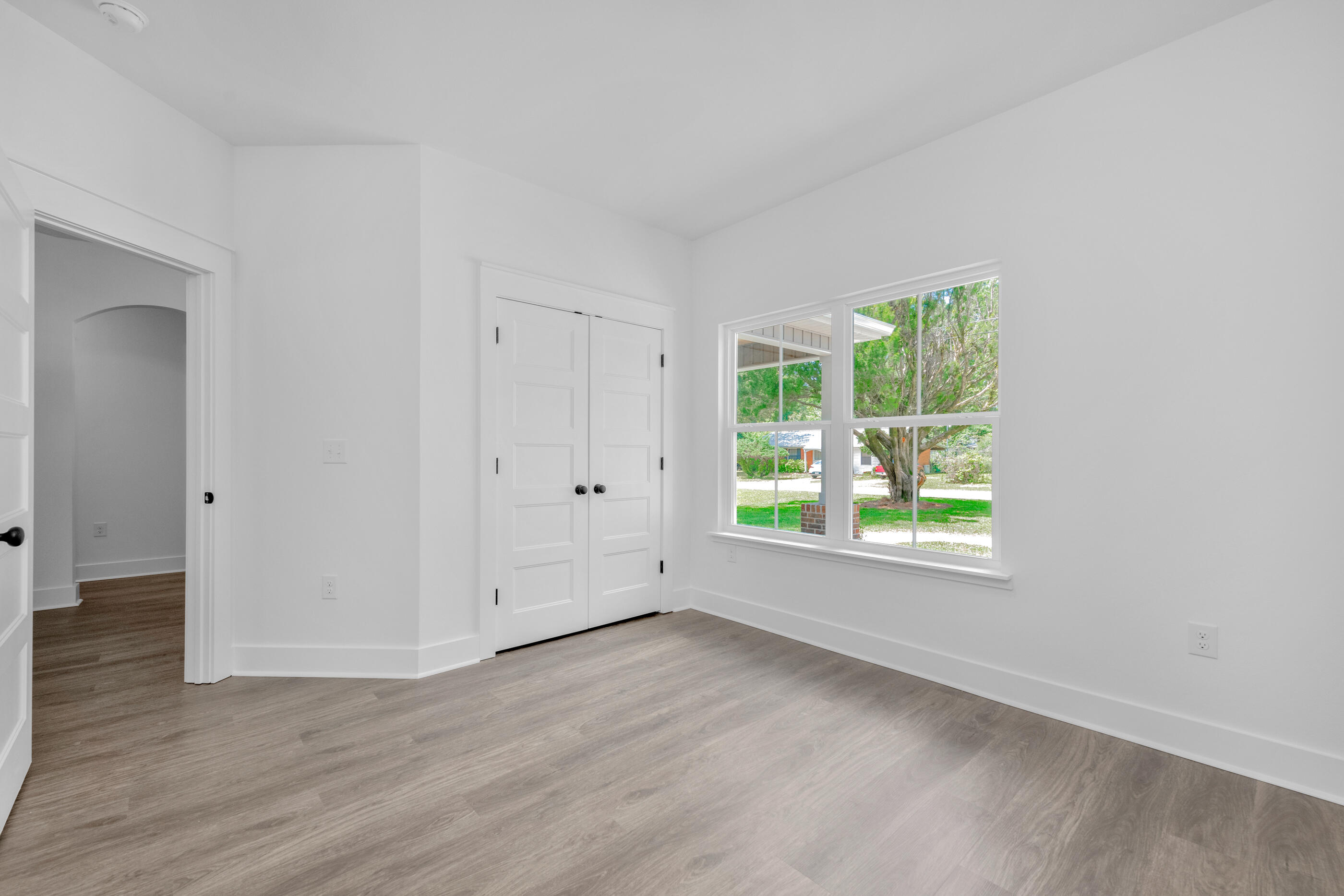 CRESTVIEW - Residential