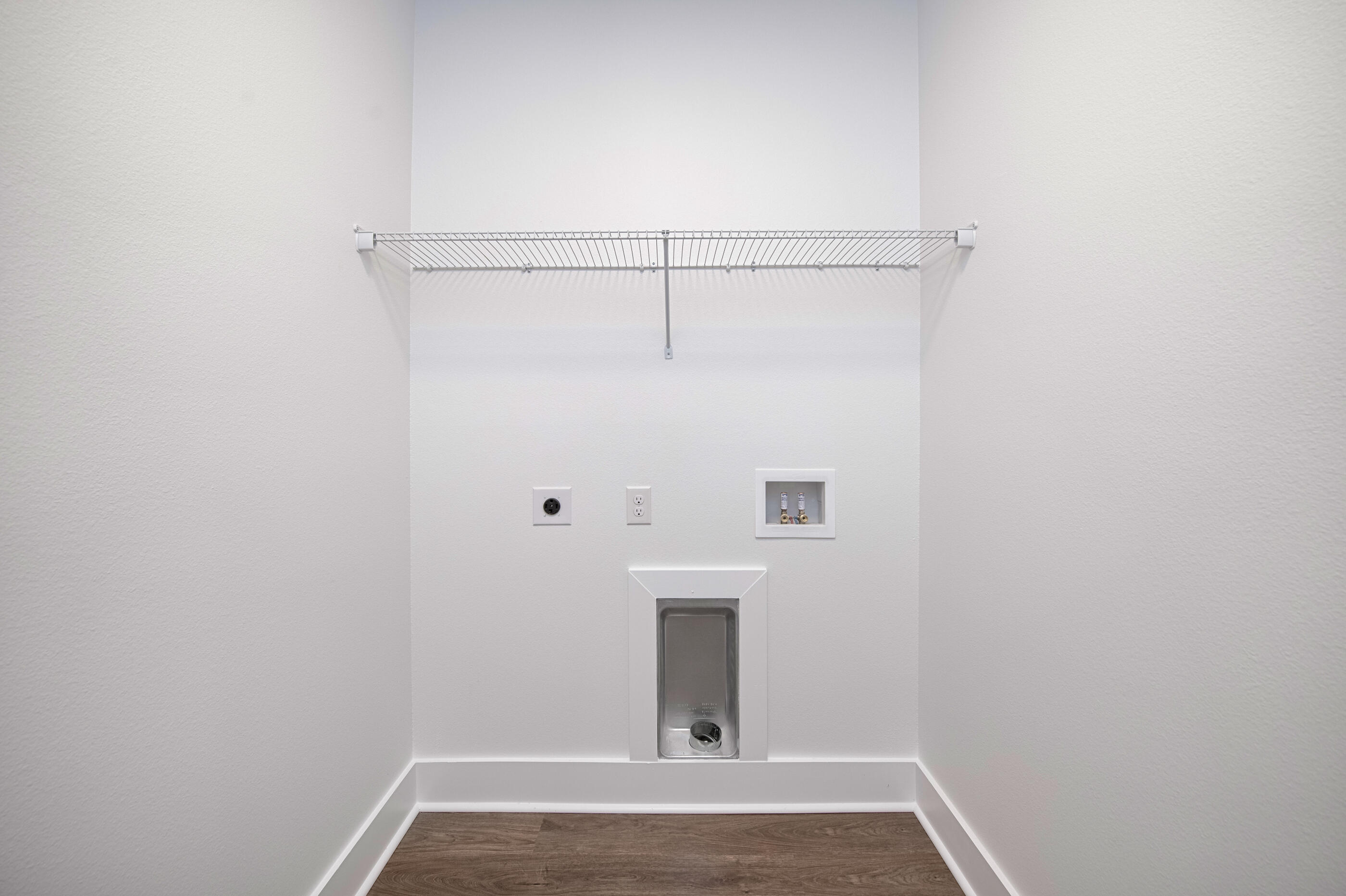 CRESTVIEW - Residential