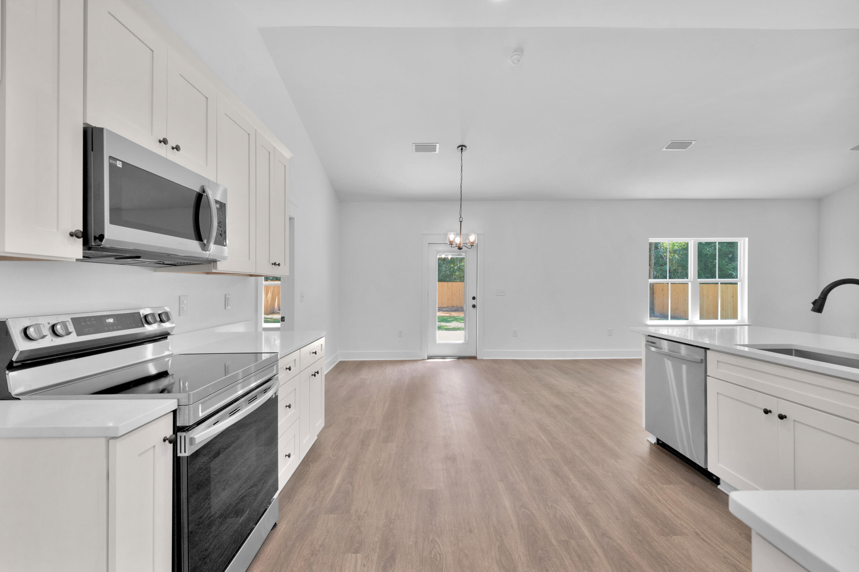 CRESTVIEW - Residential