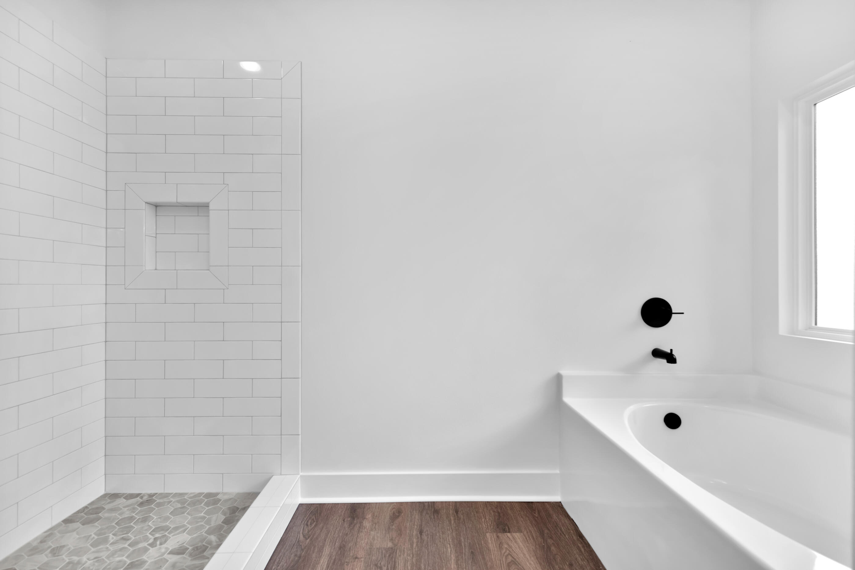 CRESTVIEW - Residential