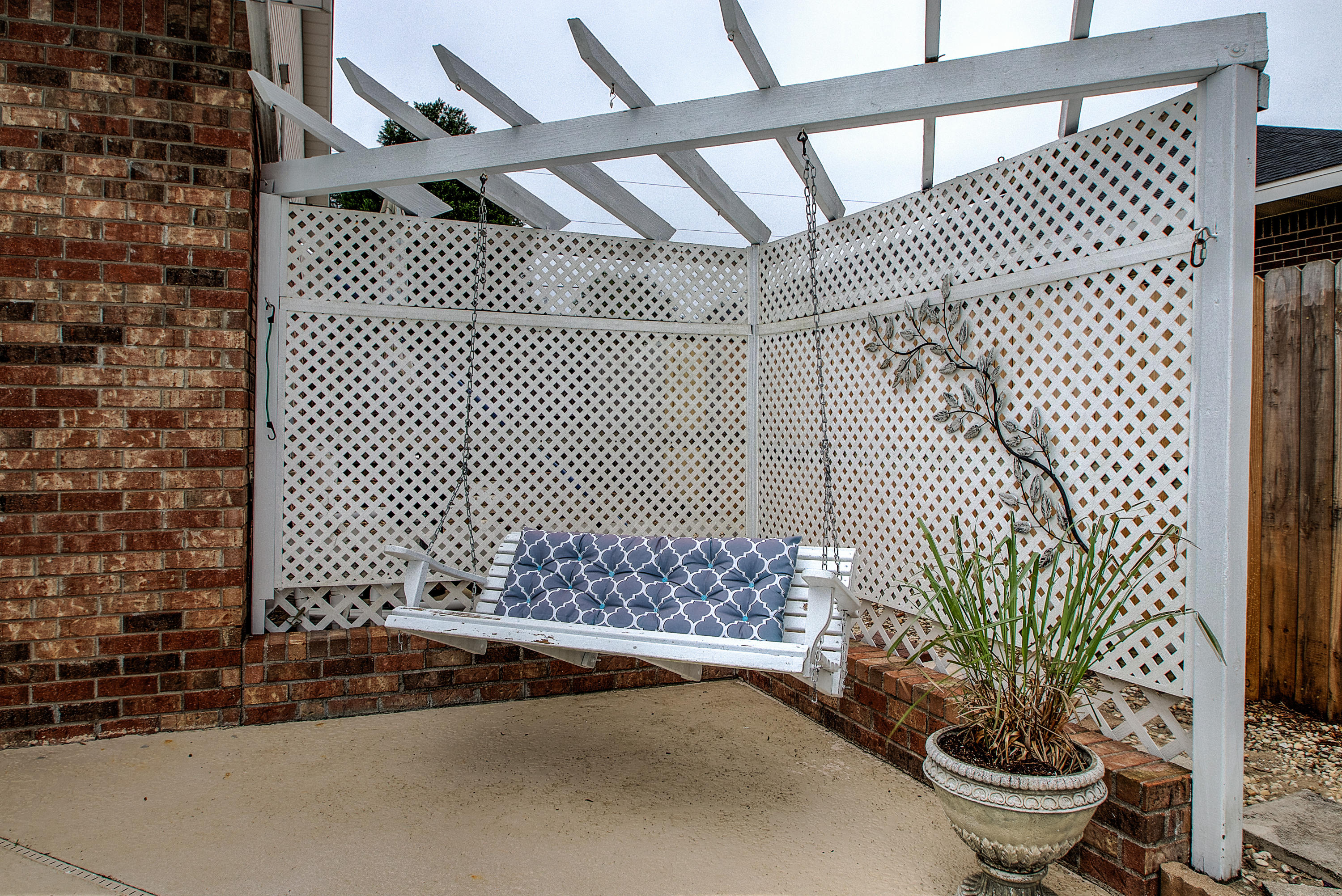 RIVERCHASE PH II - Residential