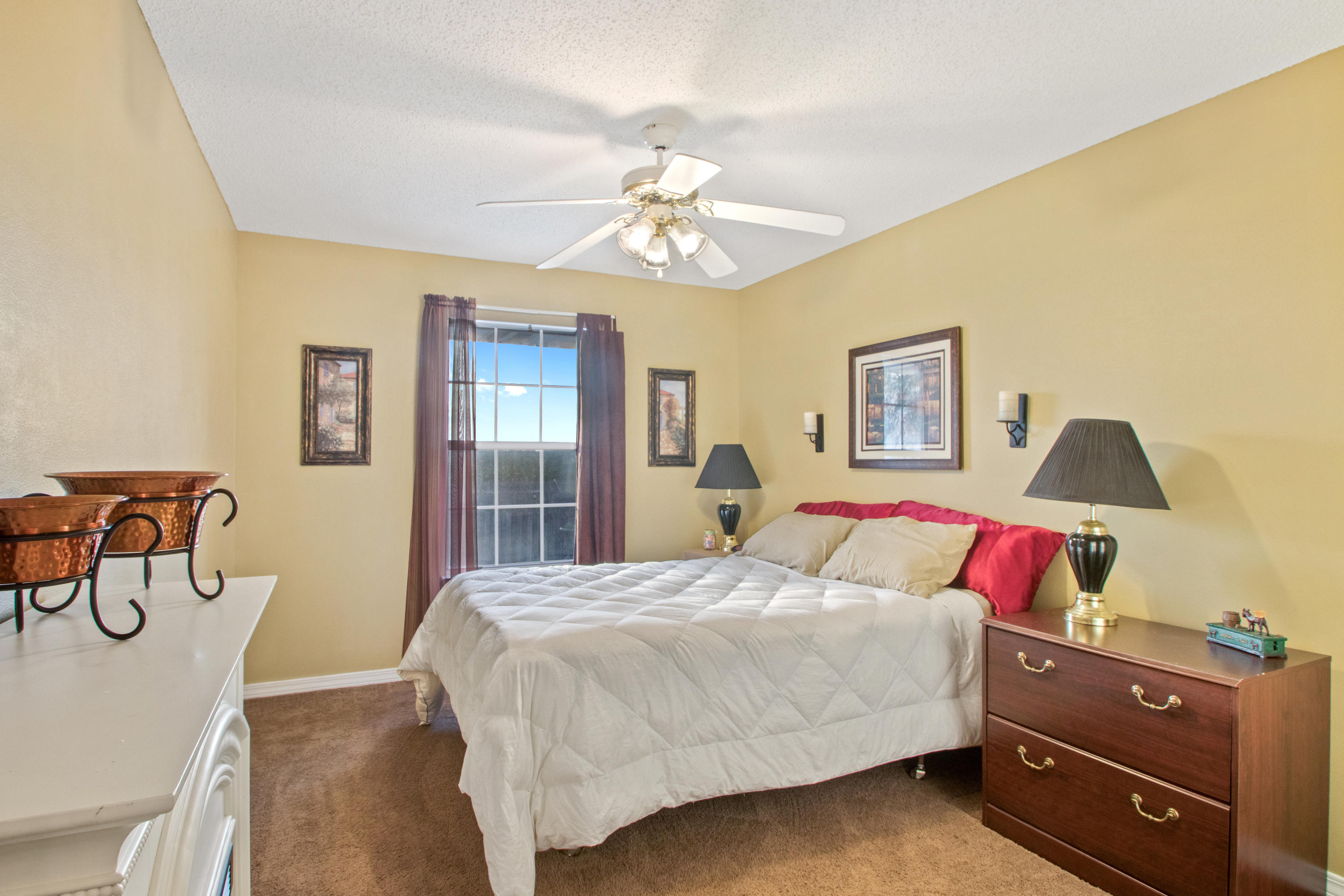 RIVERCHASE PH II - Residential