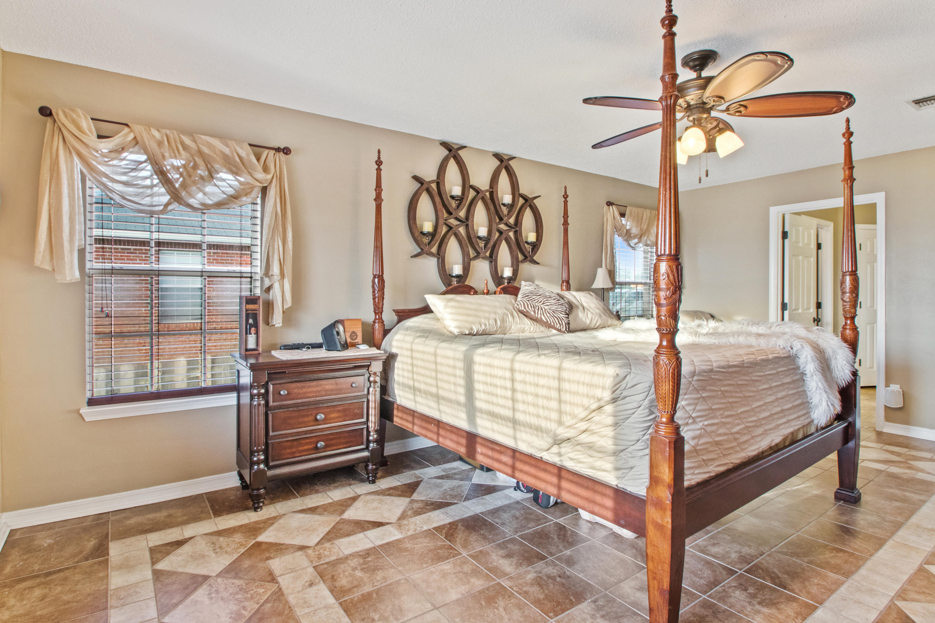 RIVERCHASE PH II - Residential