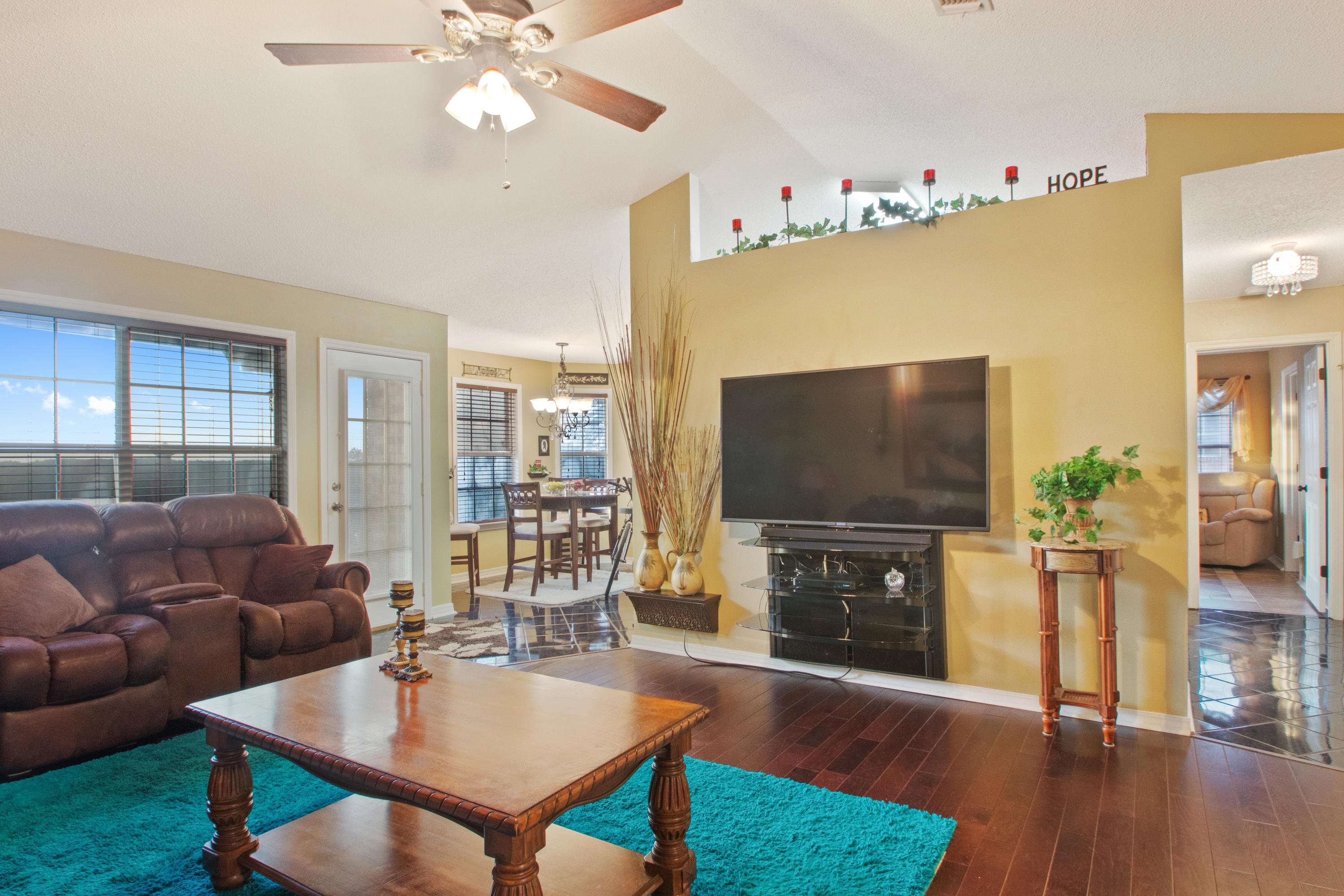 RIVERCHASE PH II - Residential