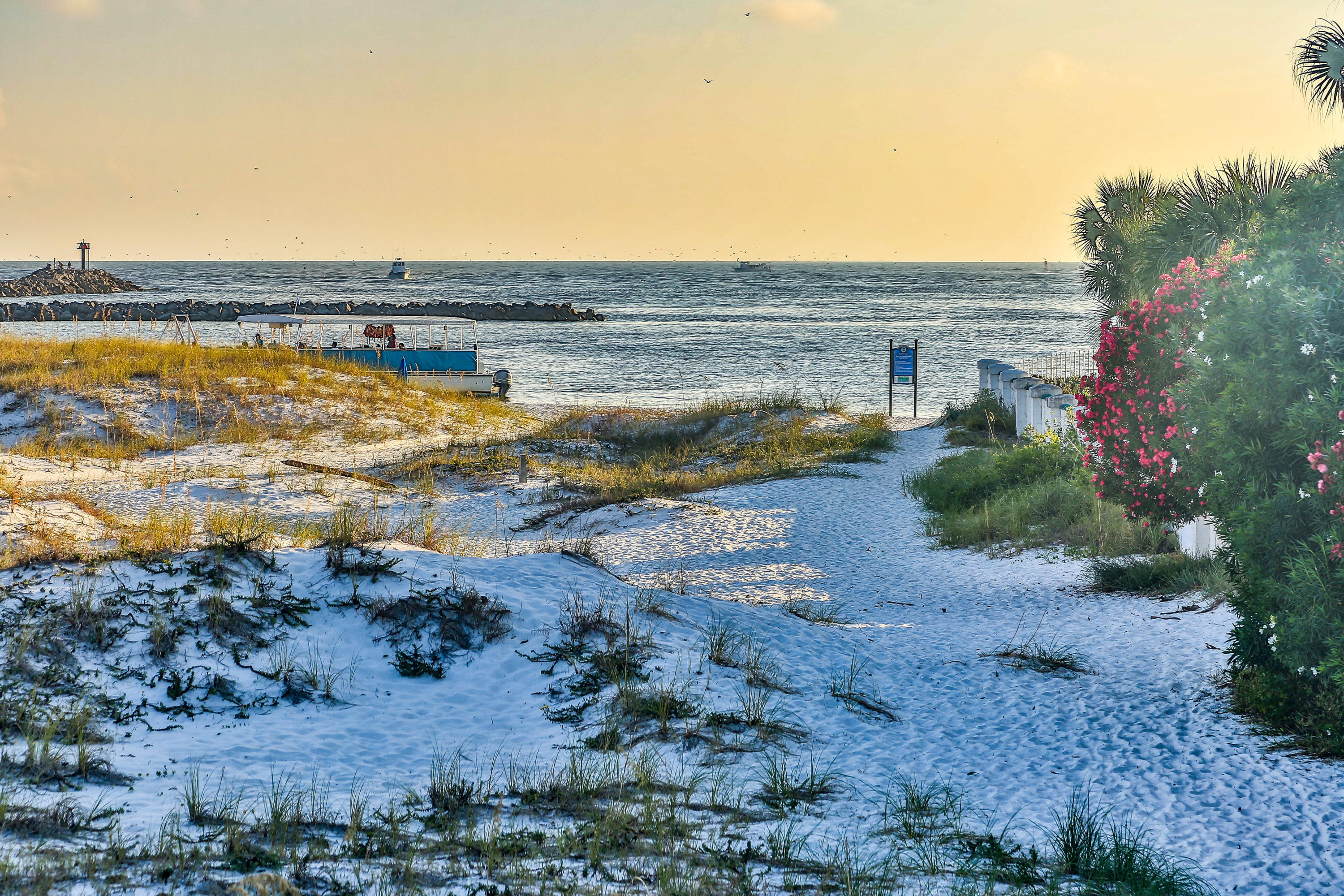 HOLIDAY ISLE - Residential