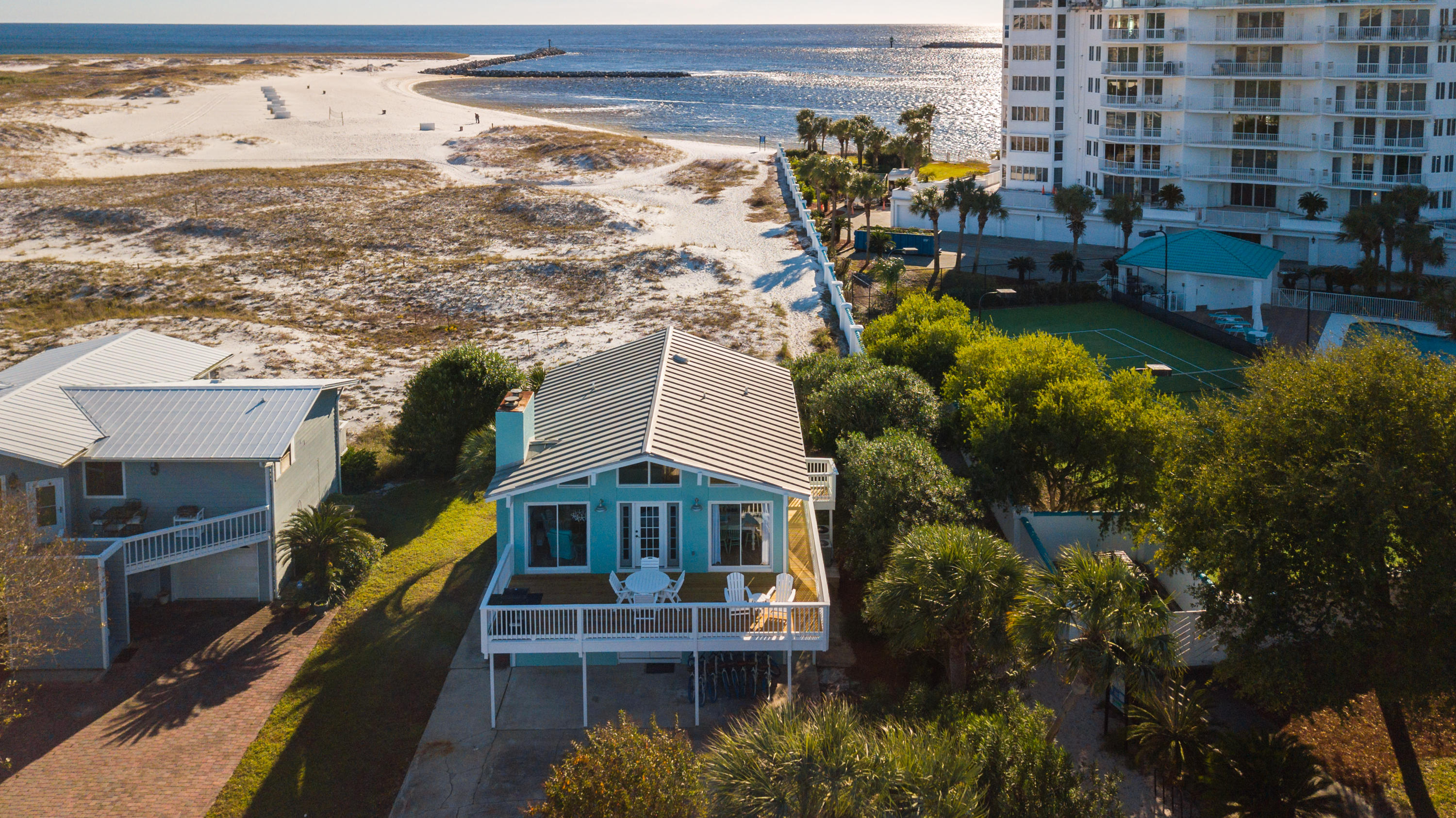 HOLIDAY ISLE - Residential