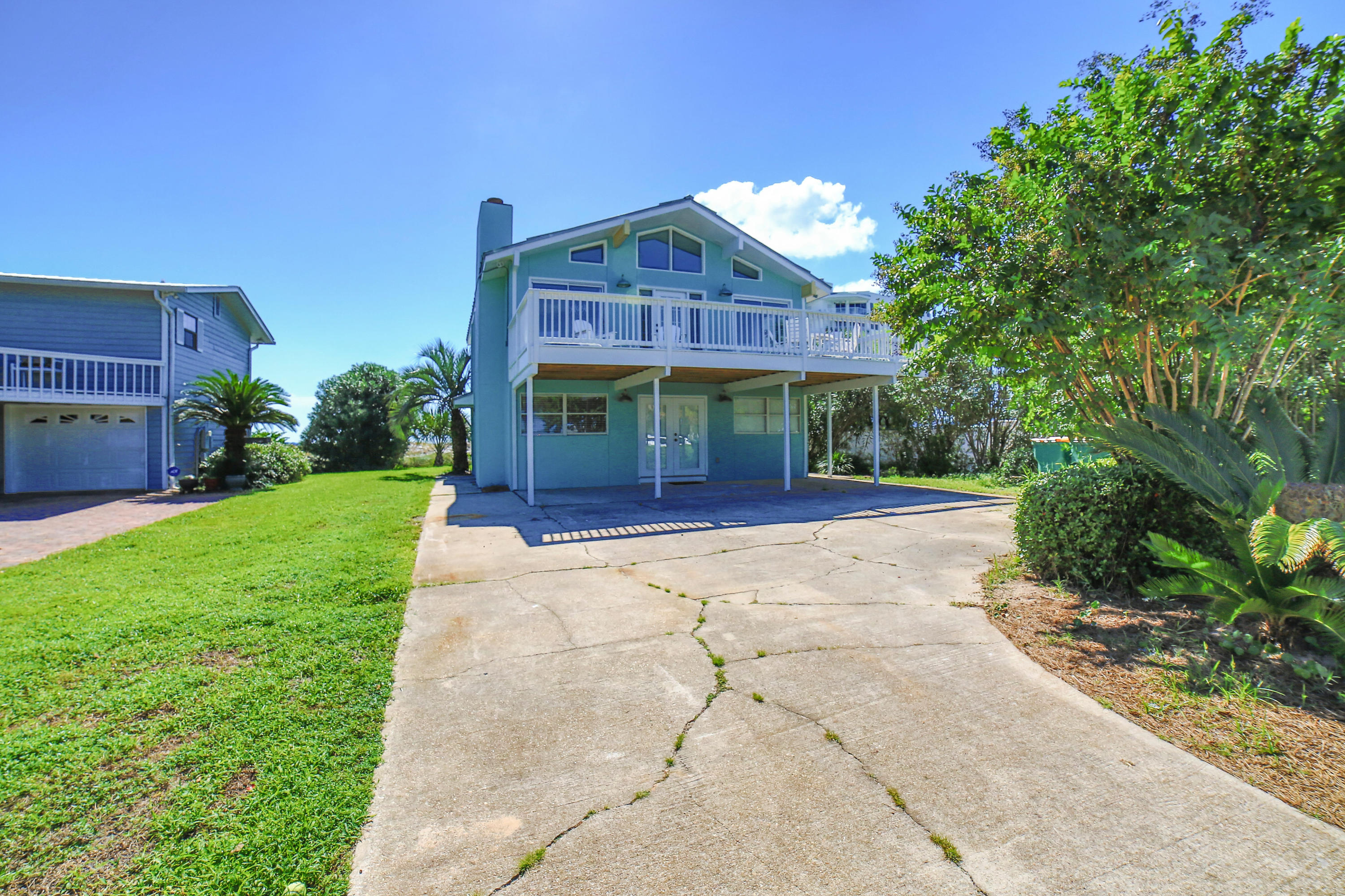 HOLIDAY ISLE - Residential