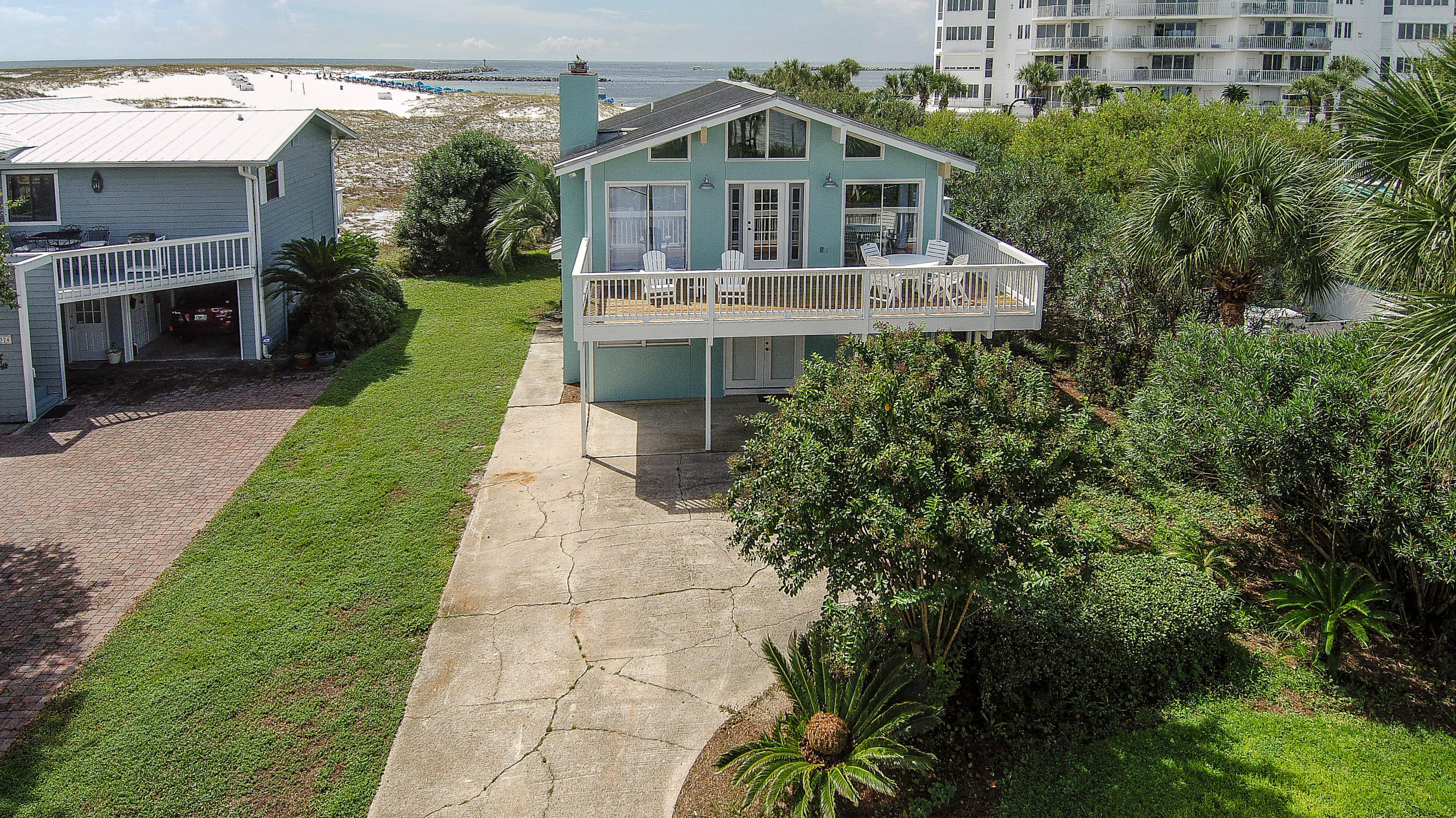 HOLIDAY ISLE - Residential