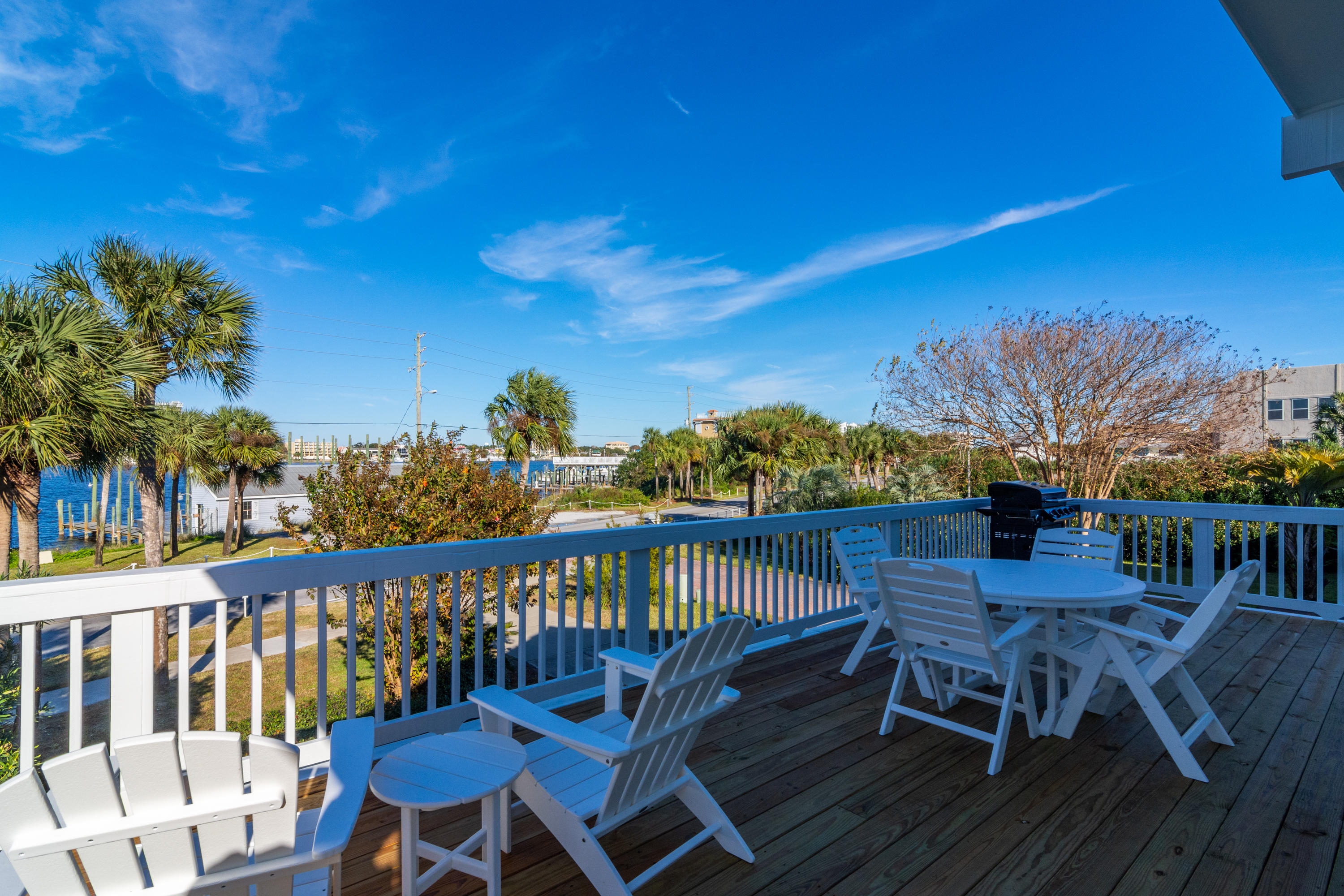 HOLIDAY ISLE - Residential