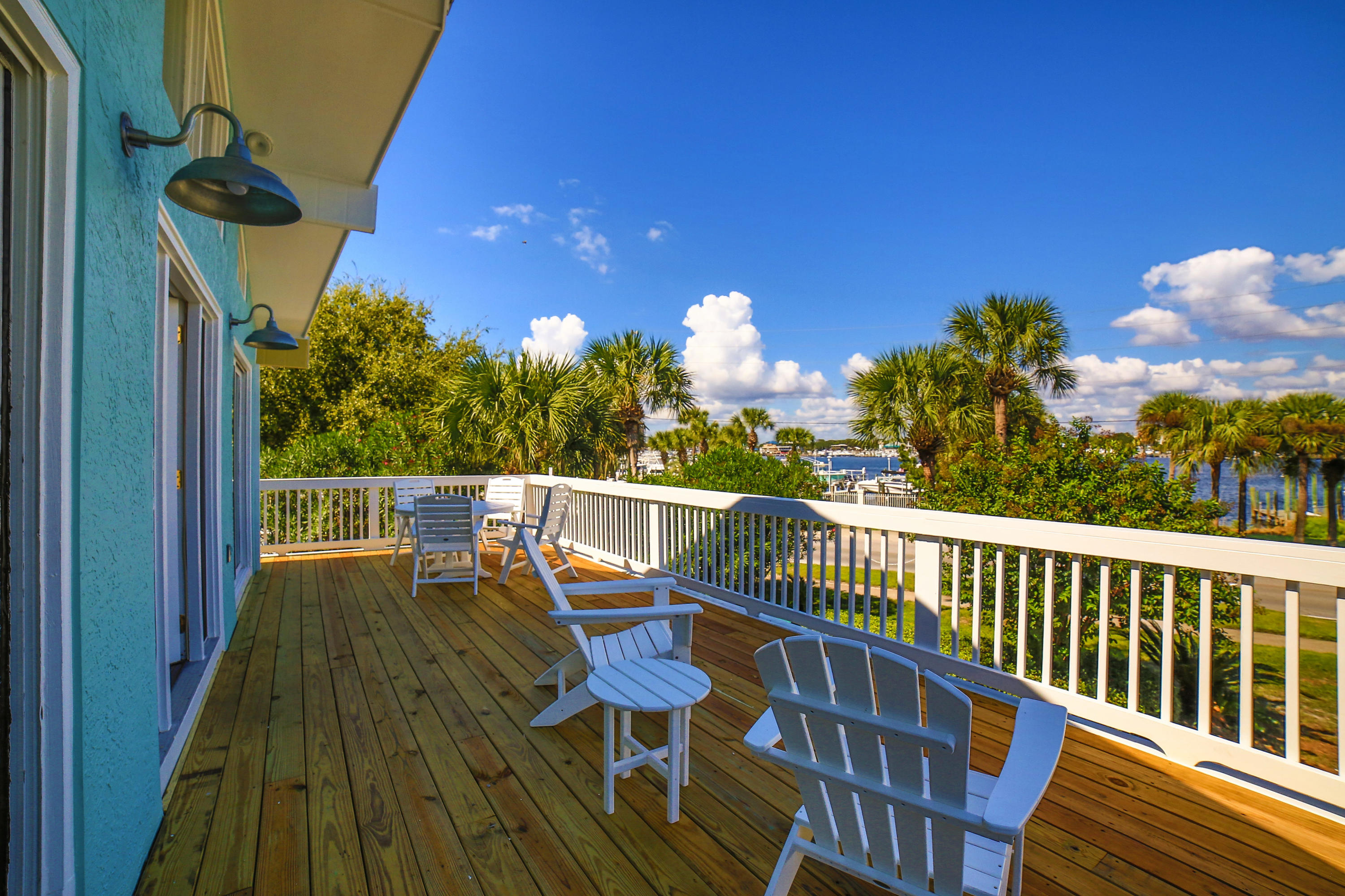 HOLIDAY ISLE - Residential