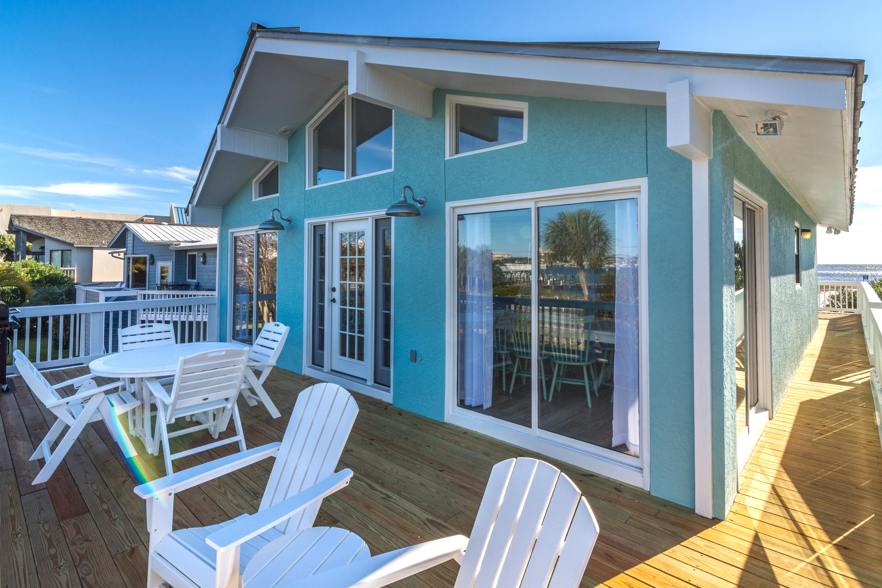 HOLIDAY ISLE - Residential