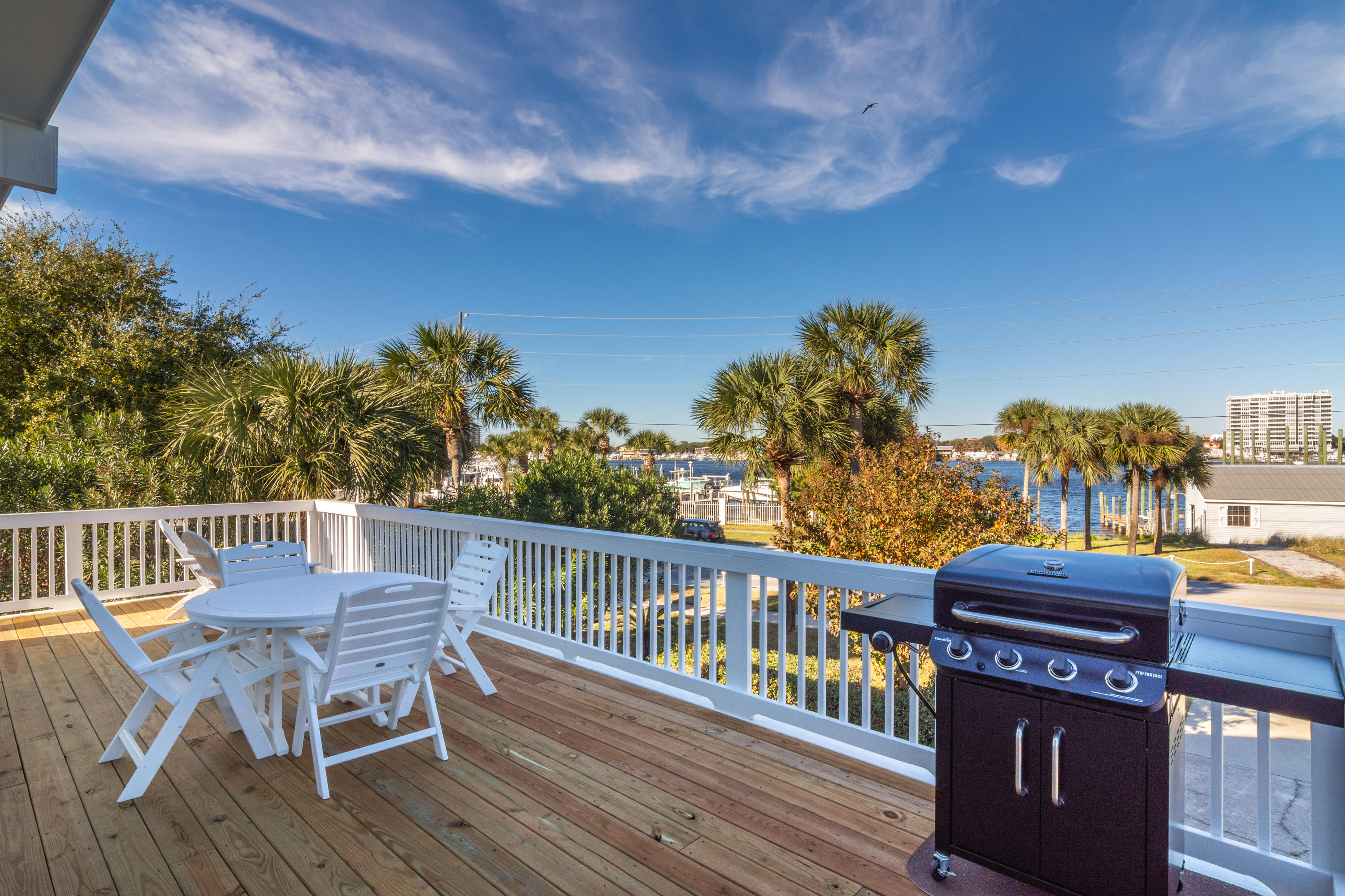 HOLIDAY ISLE - Residential