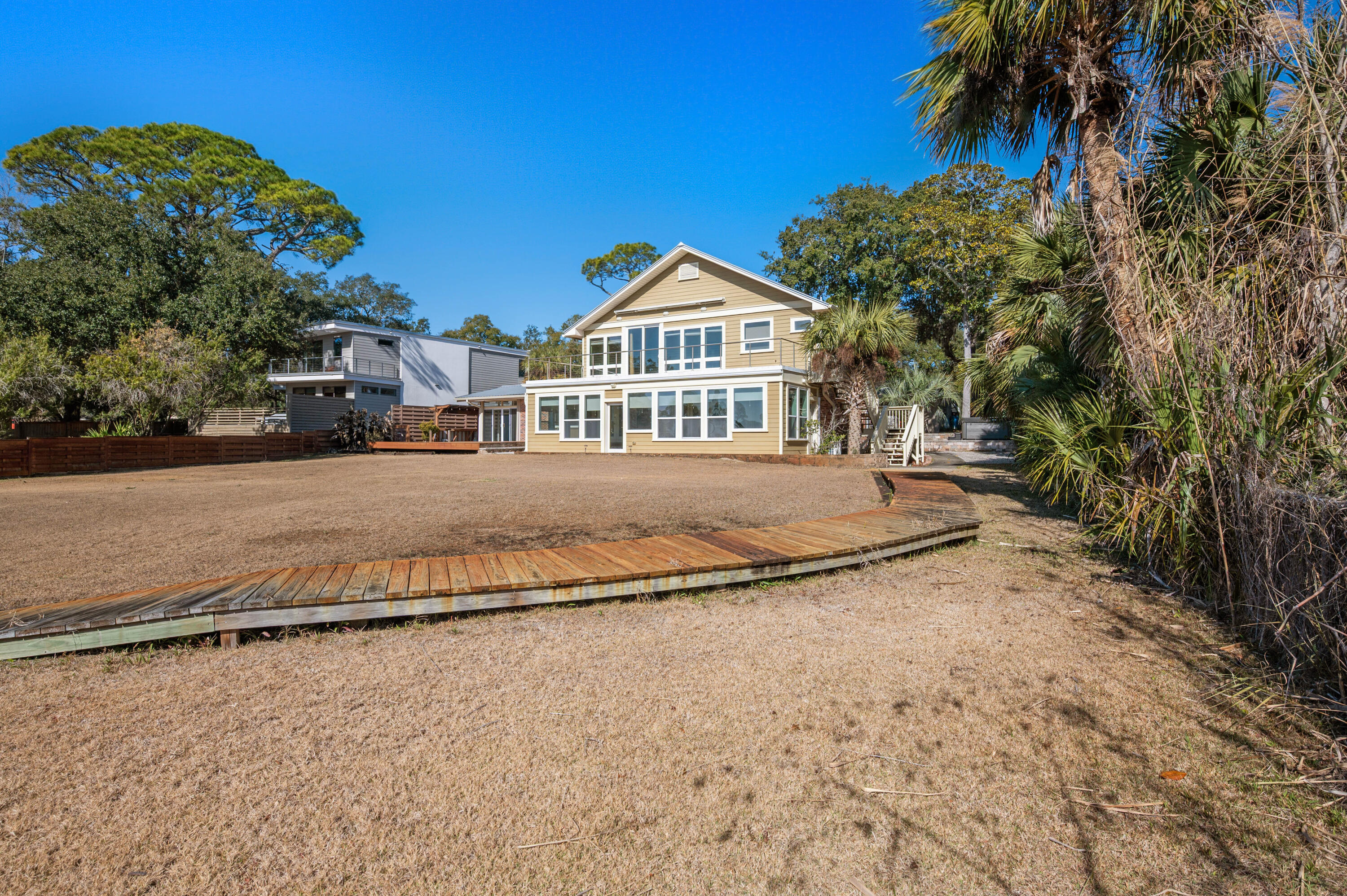 METES & BOUNDS - Residential