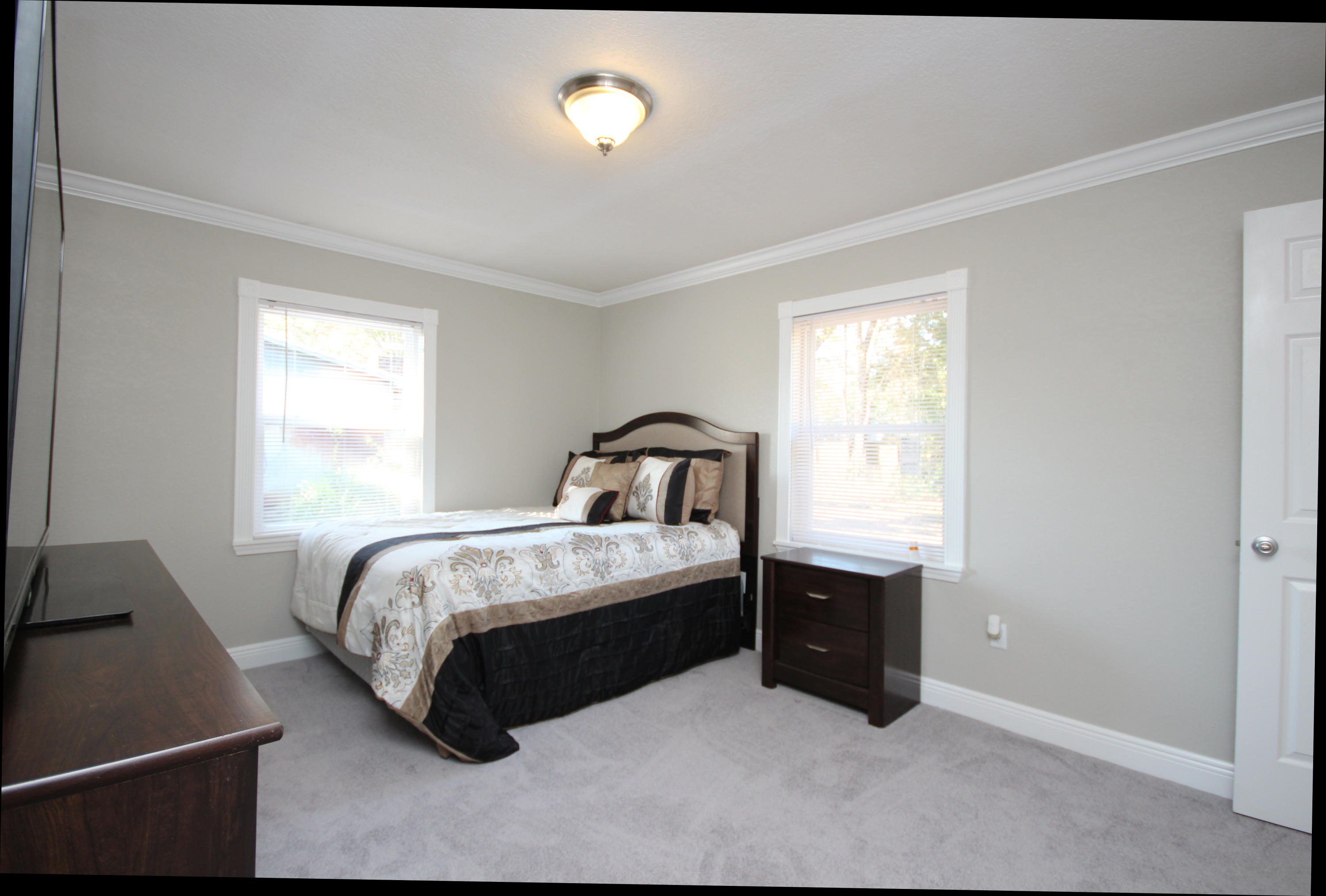 MIDPINES - Residential