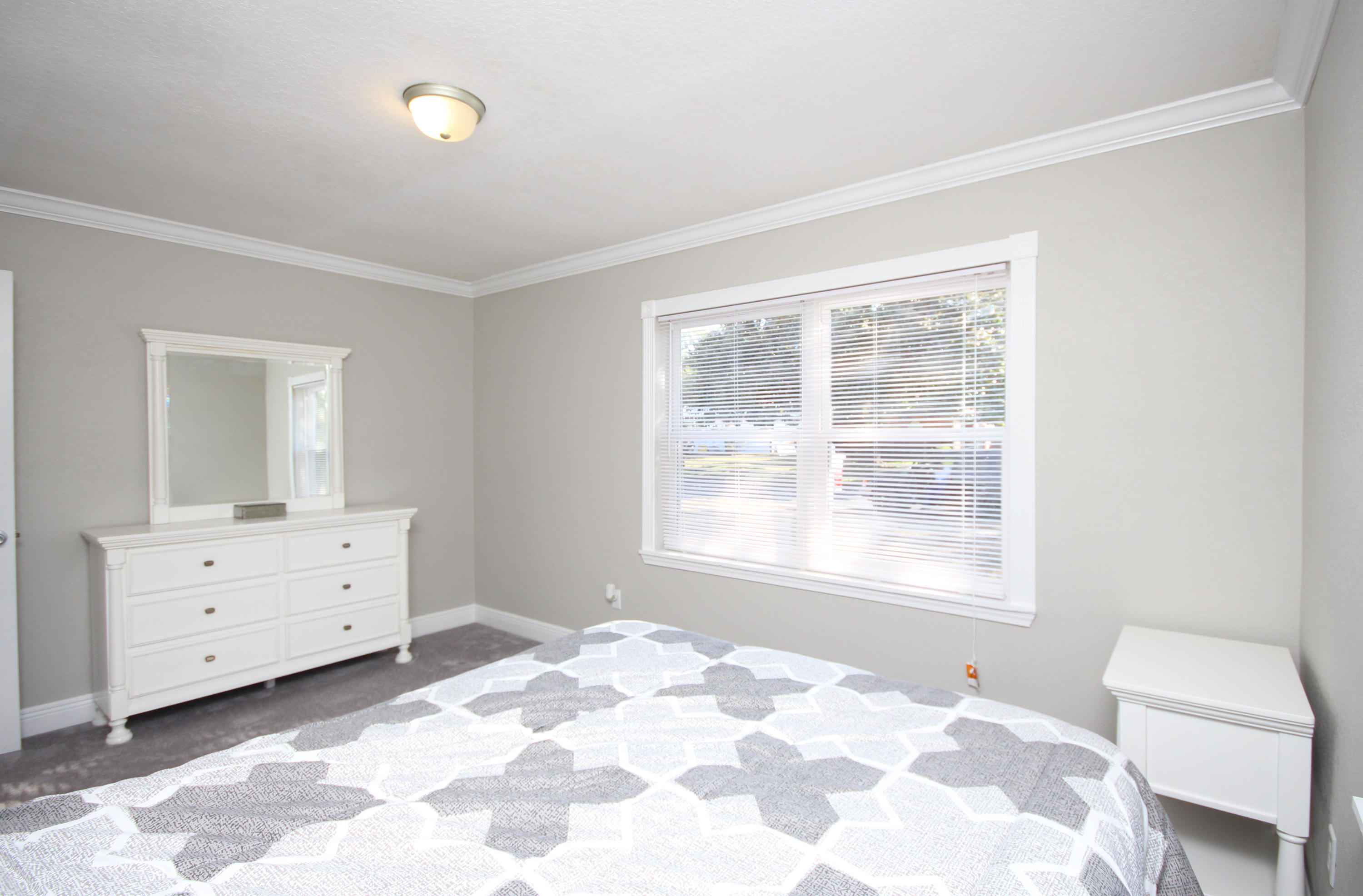 MIDPINES - Residential