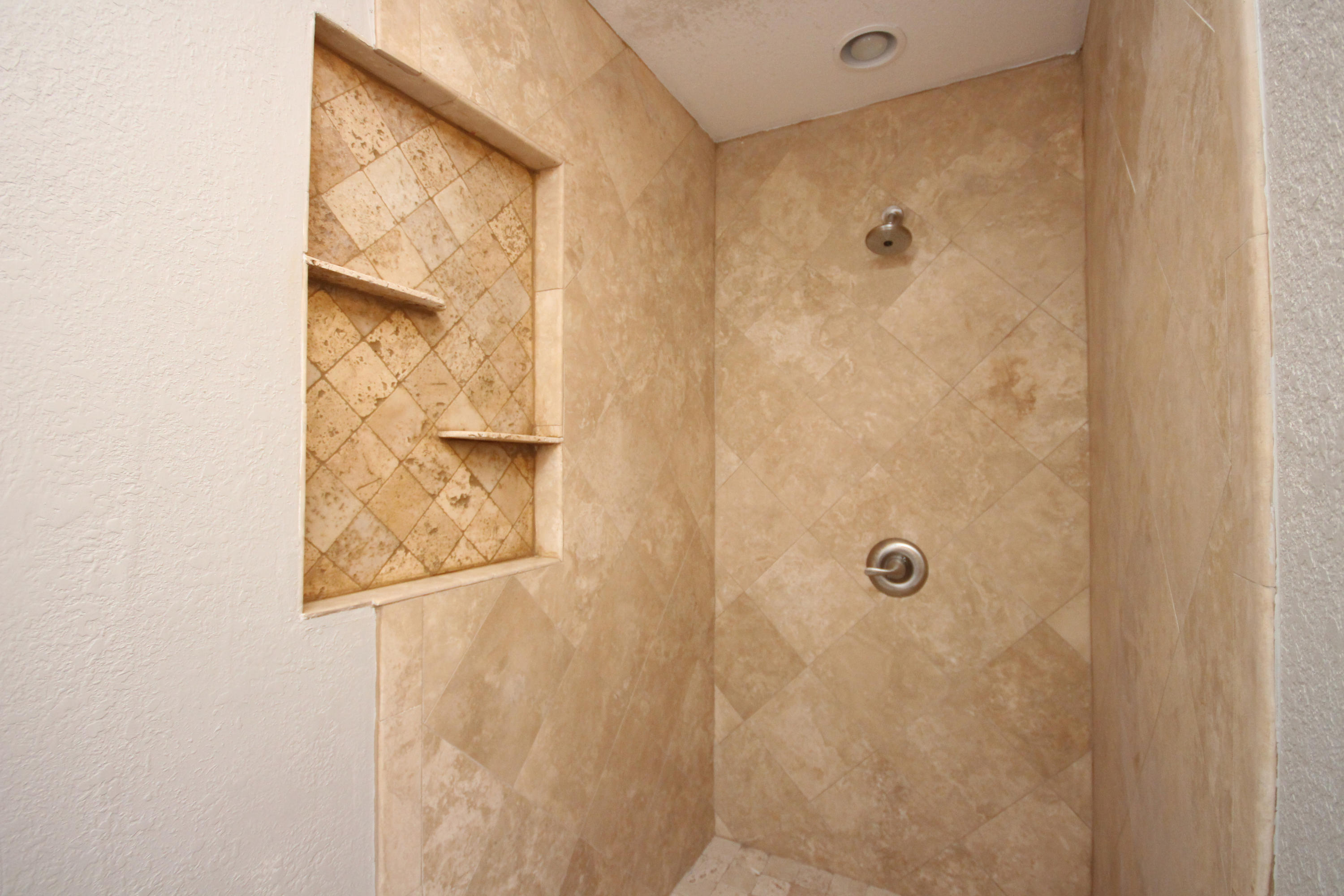 MIDPINES - Residential