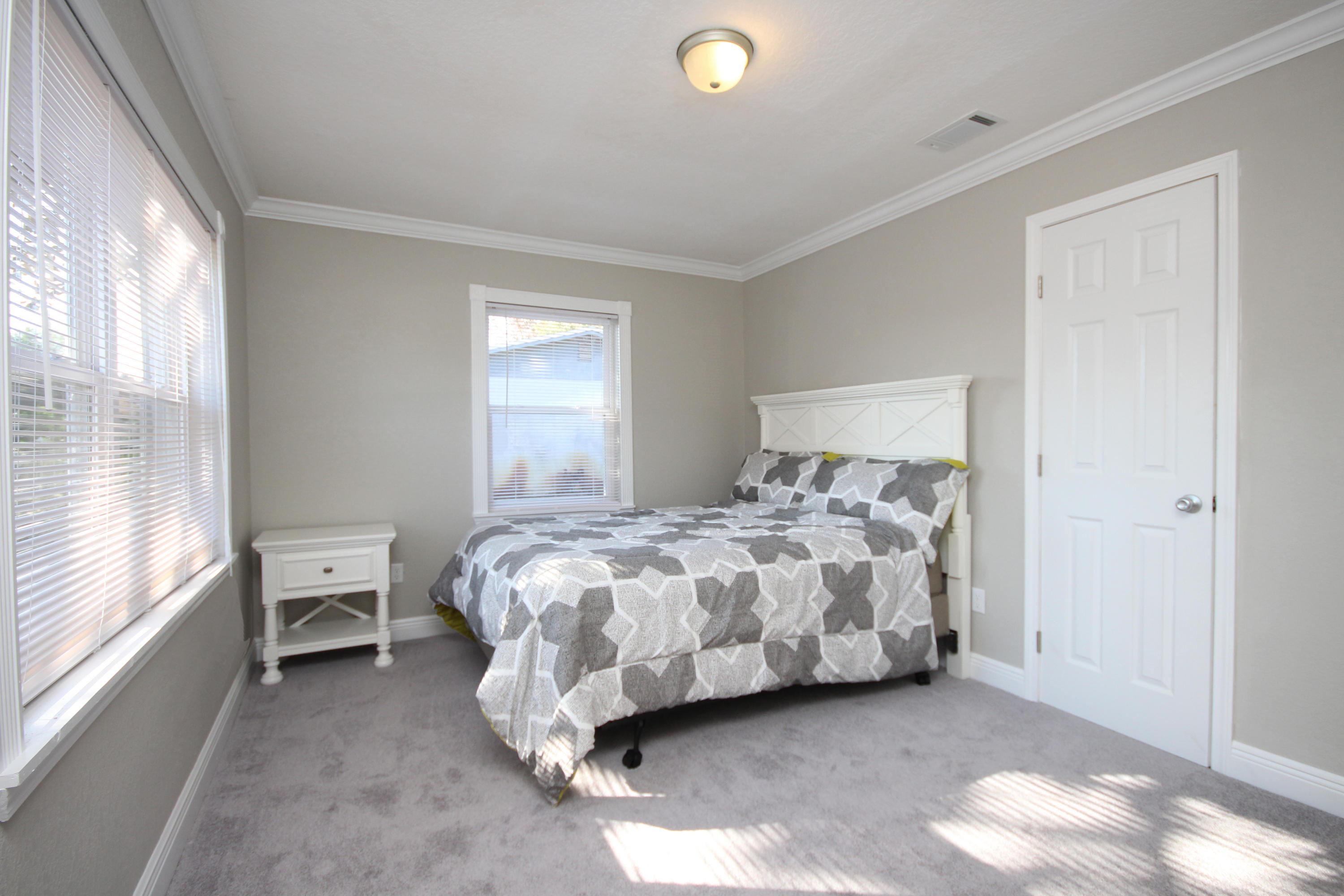 MIDPINES - Residential