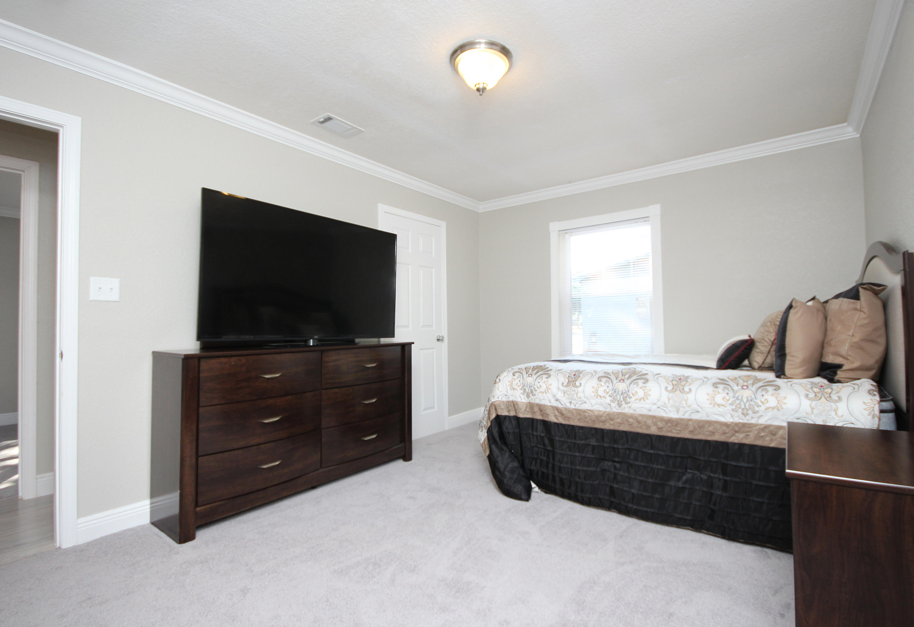 MIDPINES - Residential