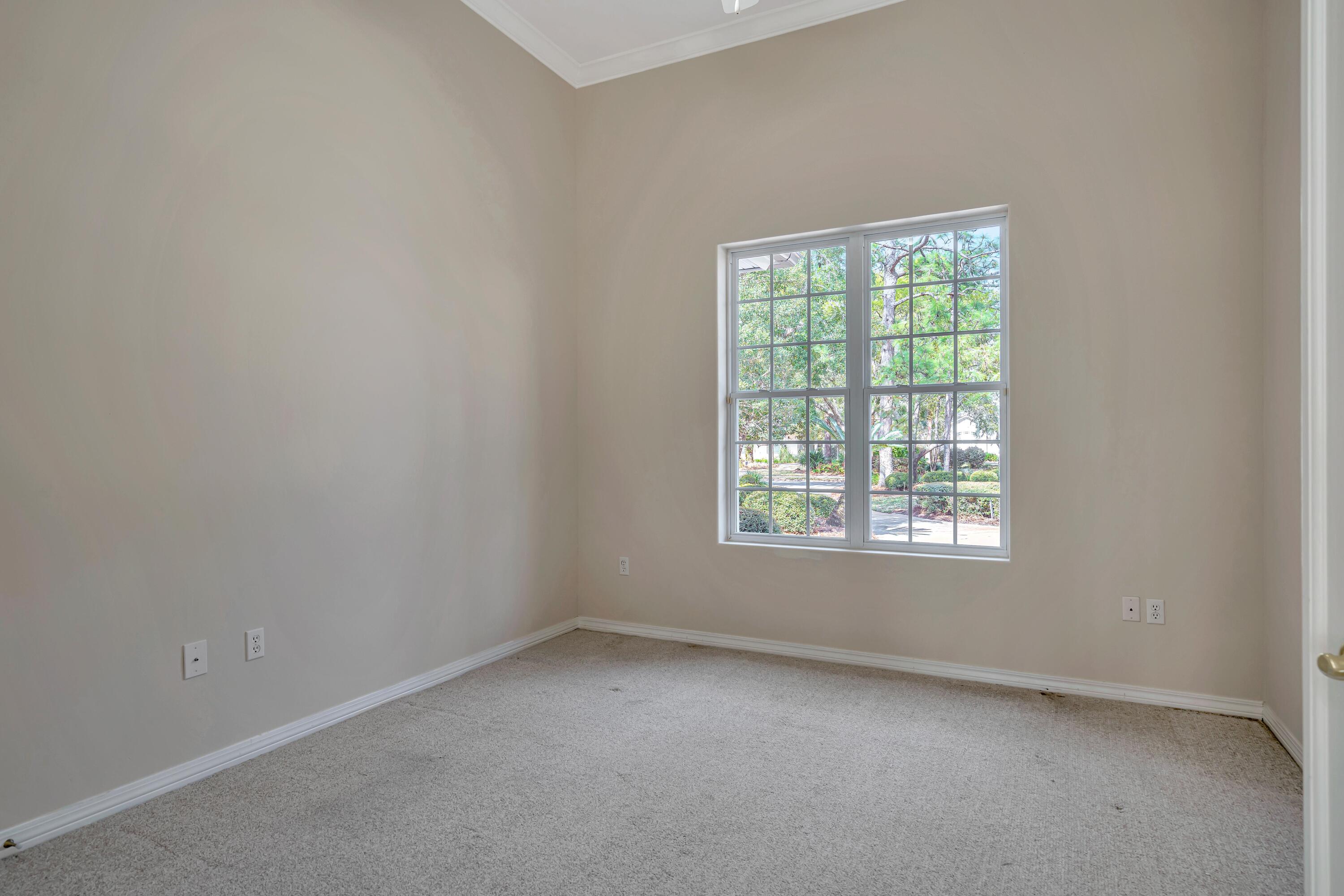 BAYTOWNE AVE EAST - Residential