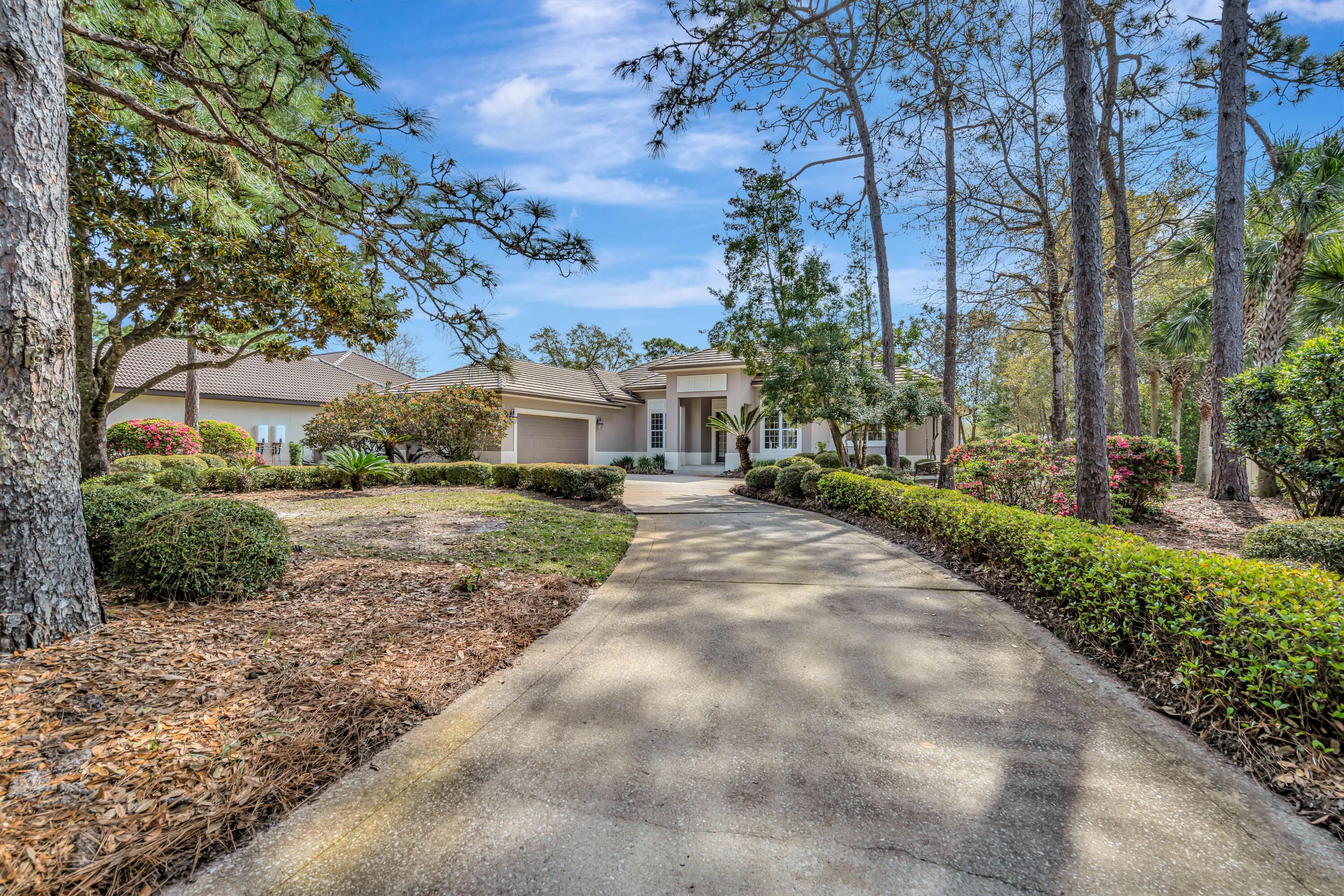 BAYTOWNE AVE EAST - Residential