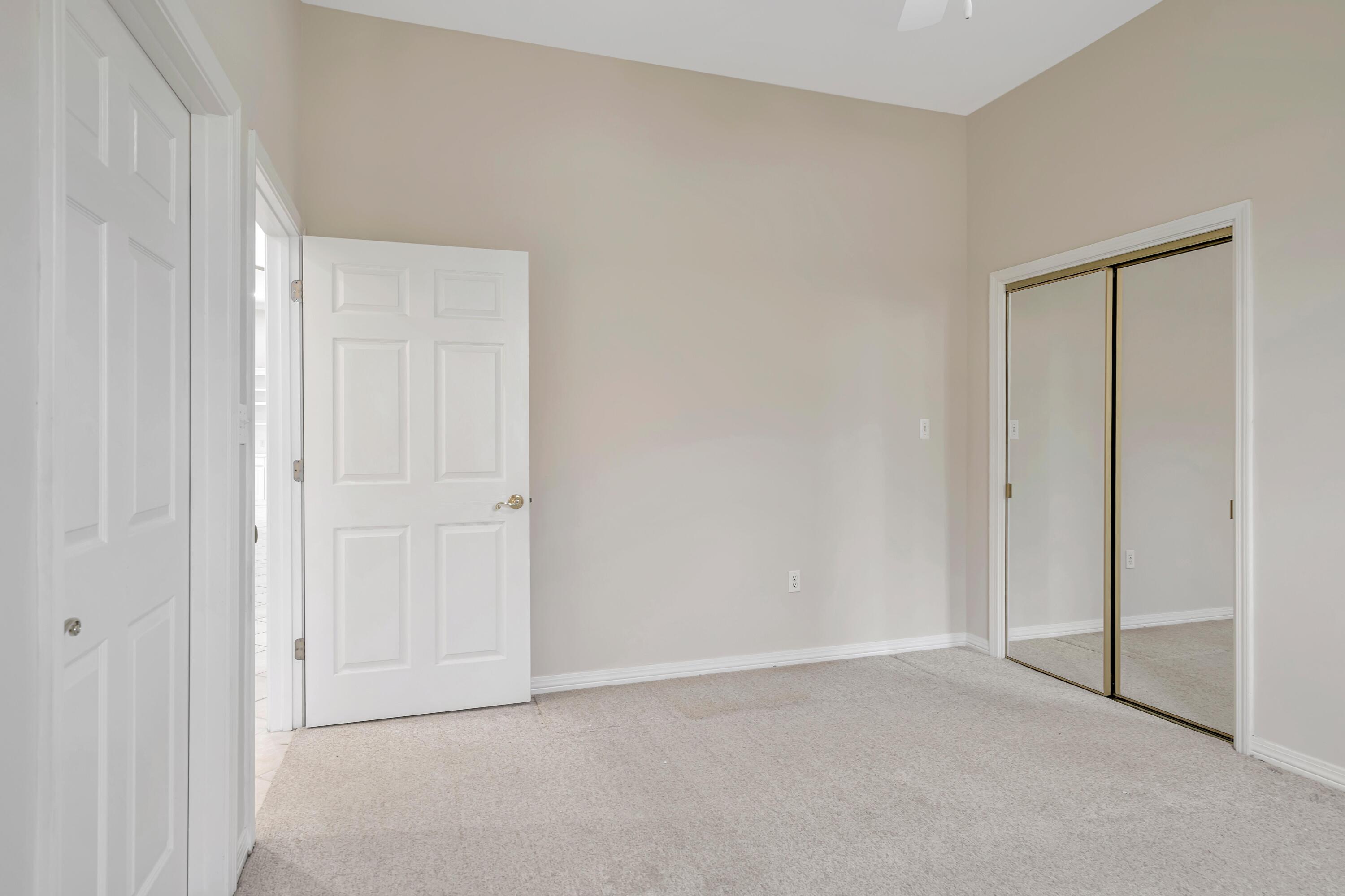 BAYTOWNE AVE EAST - Residential