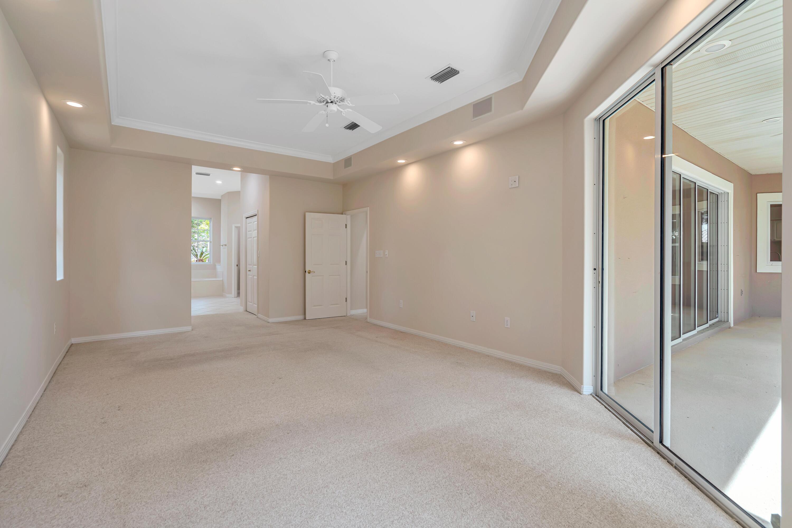 BAYTOWNE AVE EAST - Residential