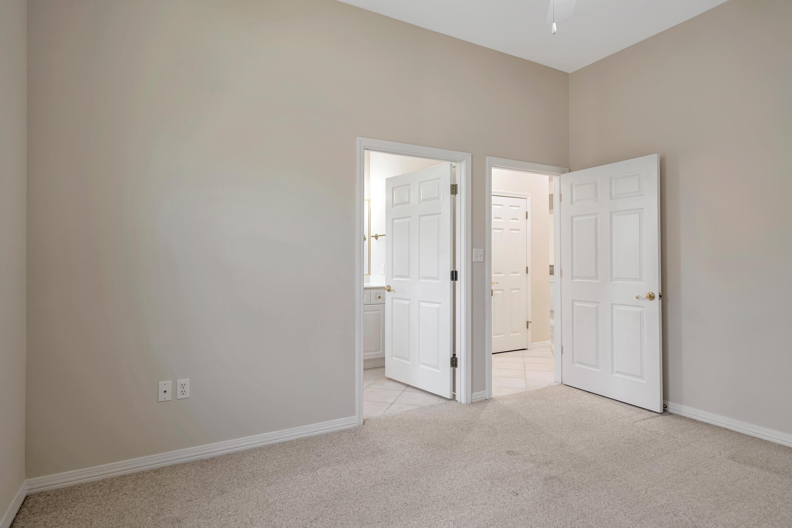 BAYTOWNE AVE EAST - Residential