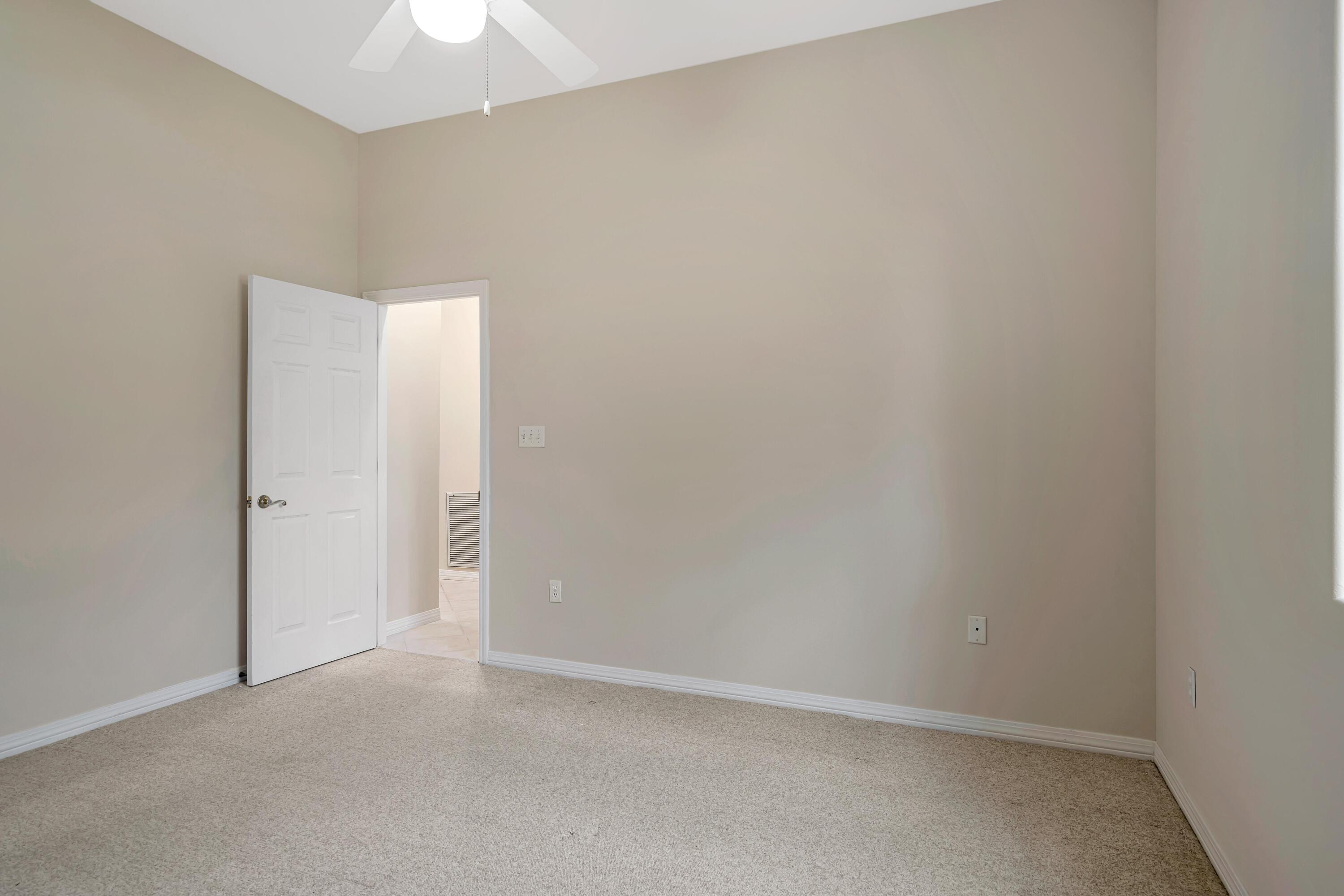 BAYTOWNE AVE EAST - Residential