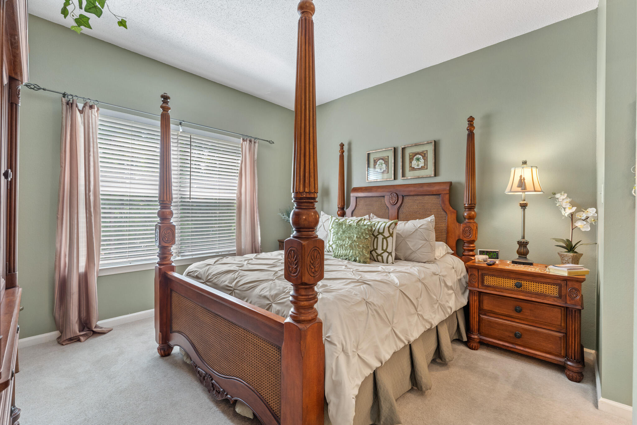 POINTE OF VIEW CONDO - Residential