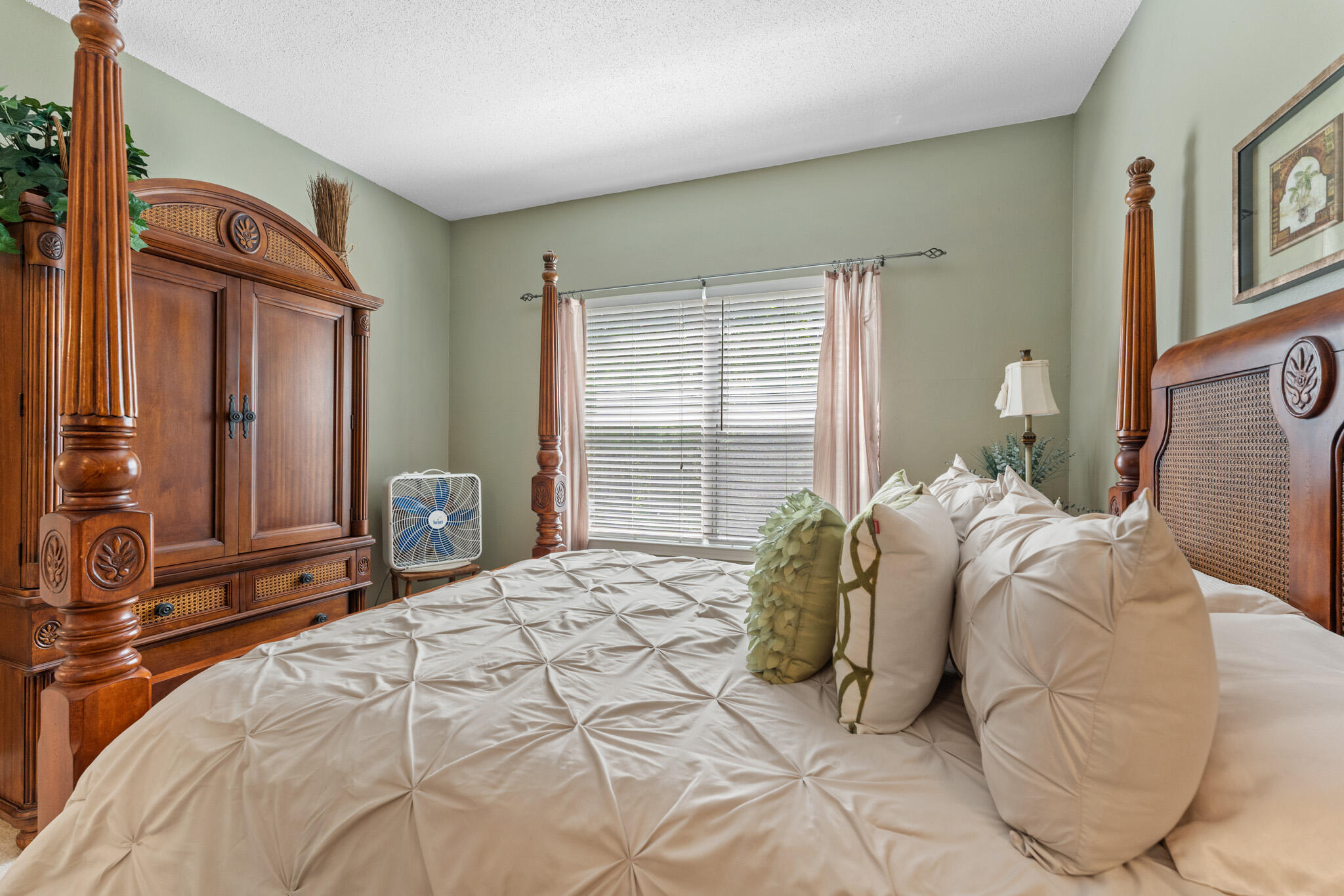 POINTE OF VIEW CONDO - Residential