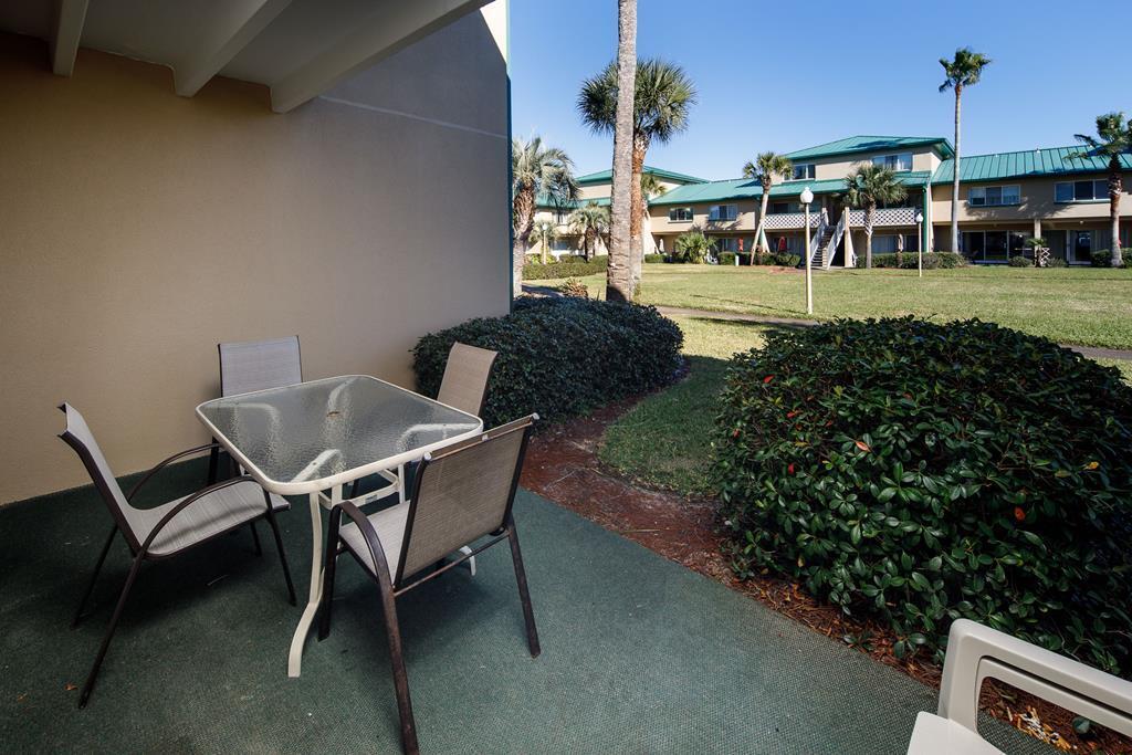 SEASPRAY CONDO - Residential