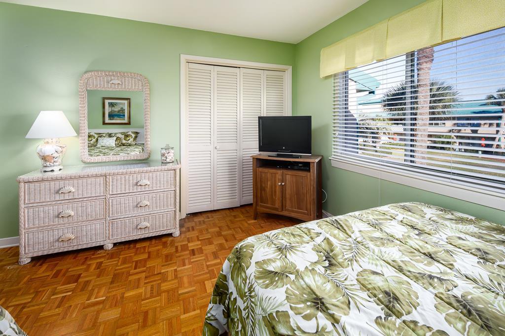 SEASPRAY CONDO - Residential