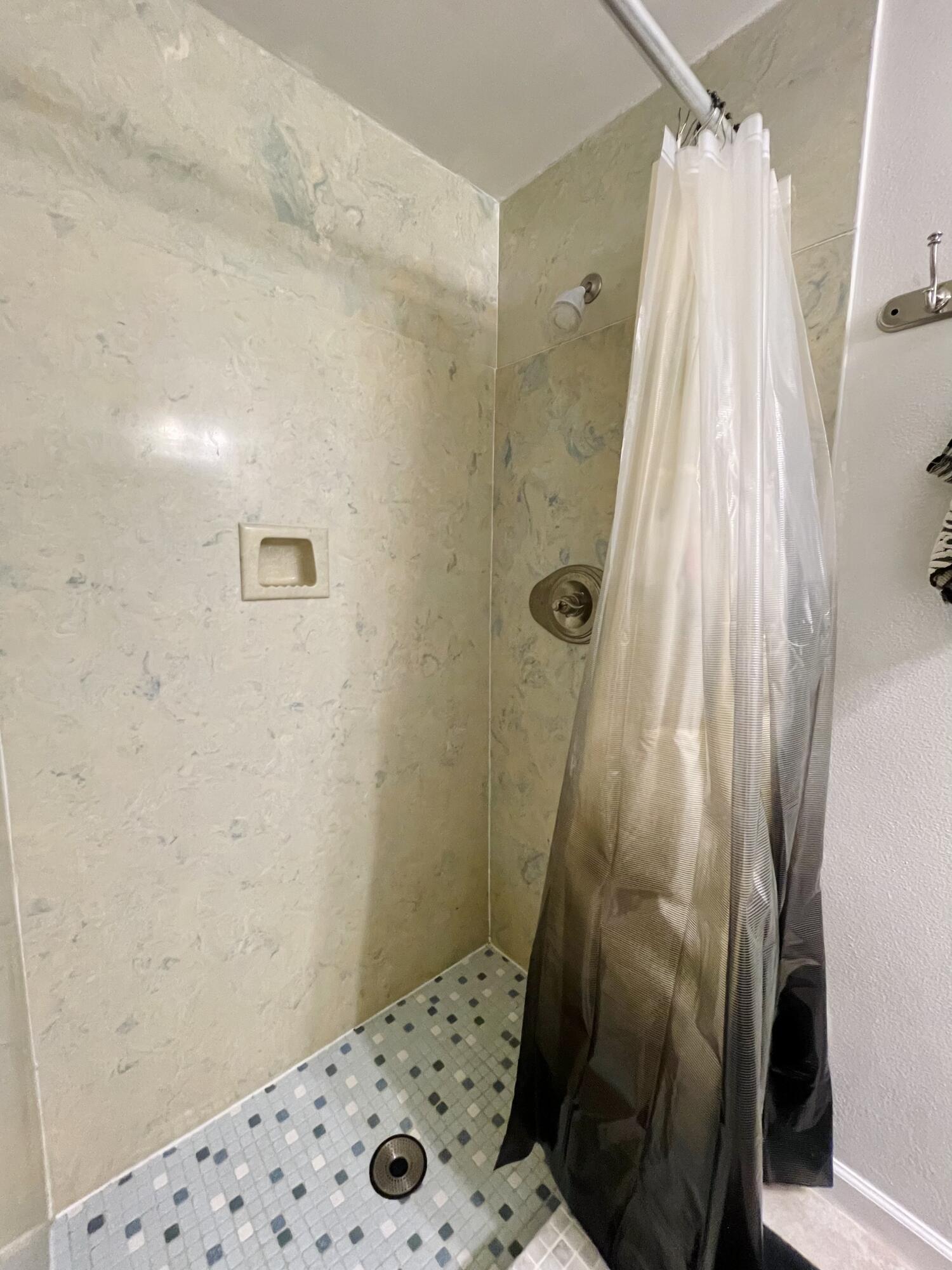 Valpariso Plat #15 Lot 4 Blk 26 - Residential