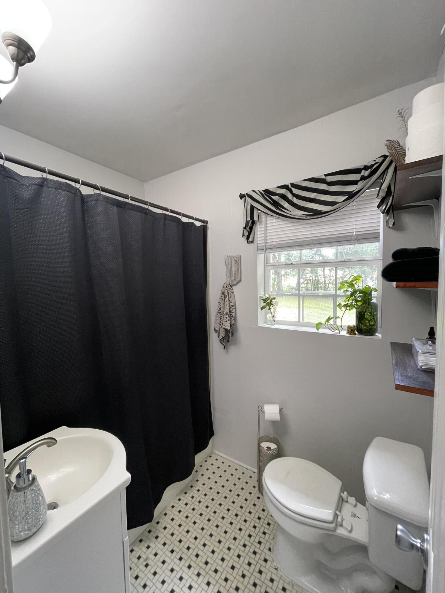 Valpariso Plat #15 Lot 4 Blk 26 - Residential