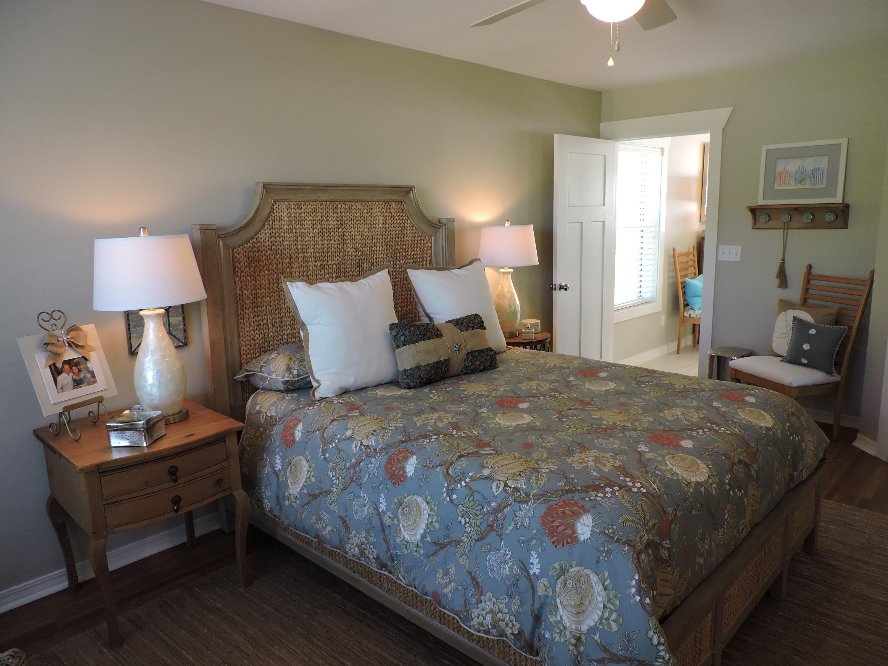 CRYSTAL BEACH - Residential