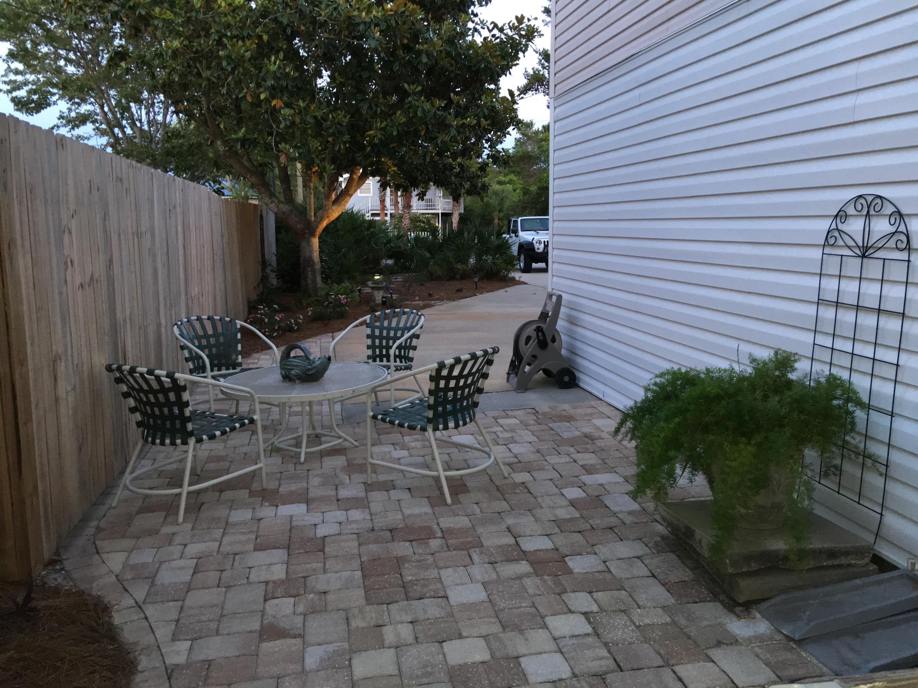 CRYSTAL BEACH - Residential