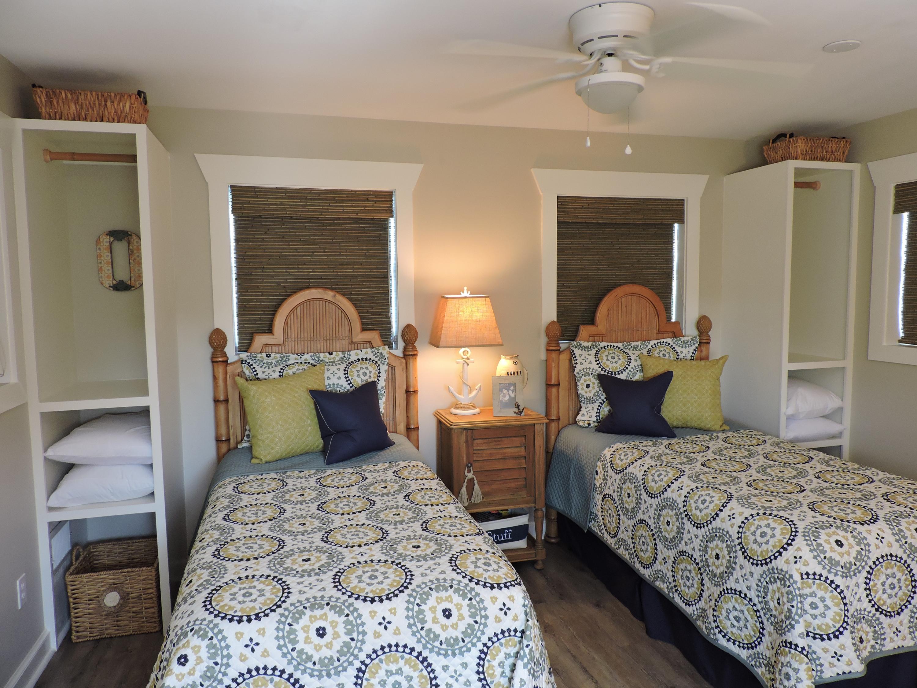 CRYSTAL BEACH - Residential