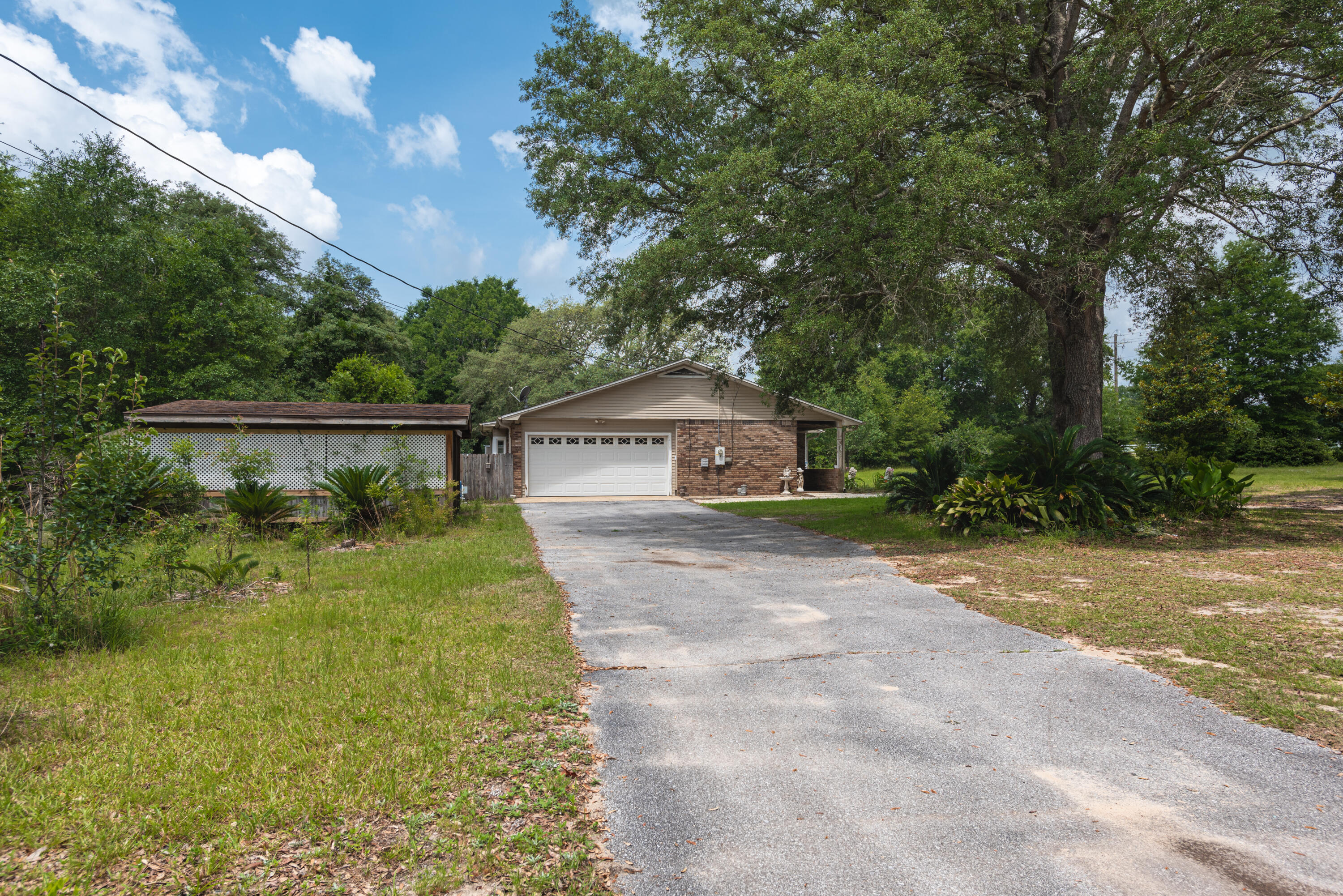 NO RECORDED SUBDIVISION - Residential