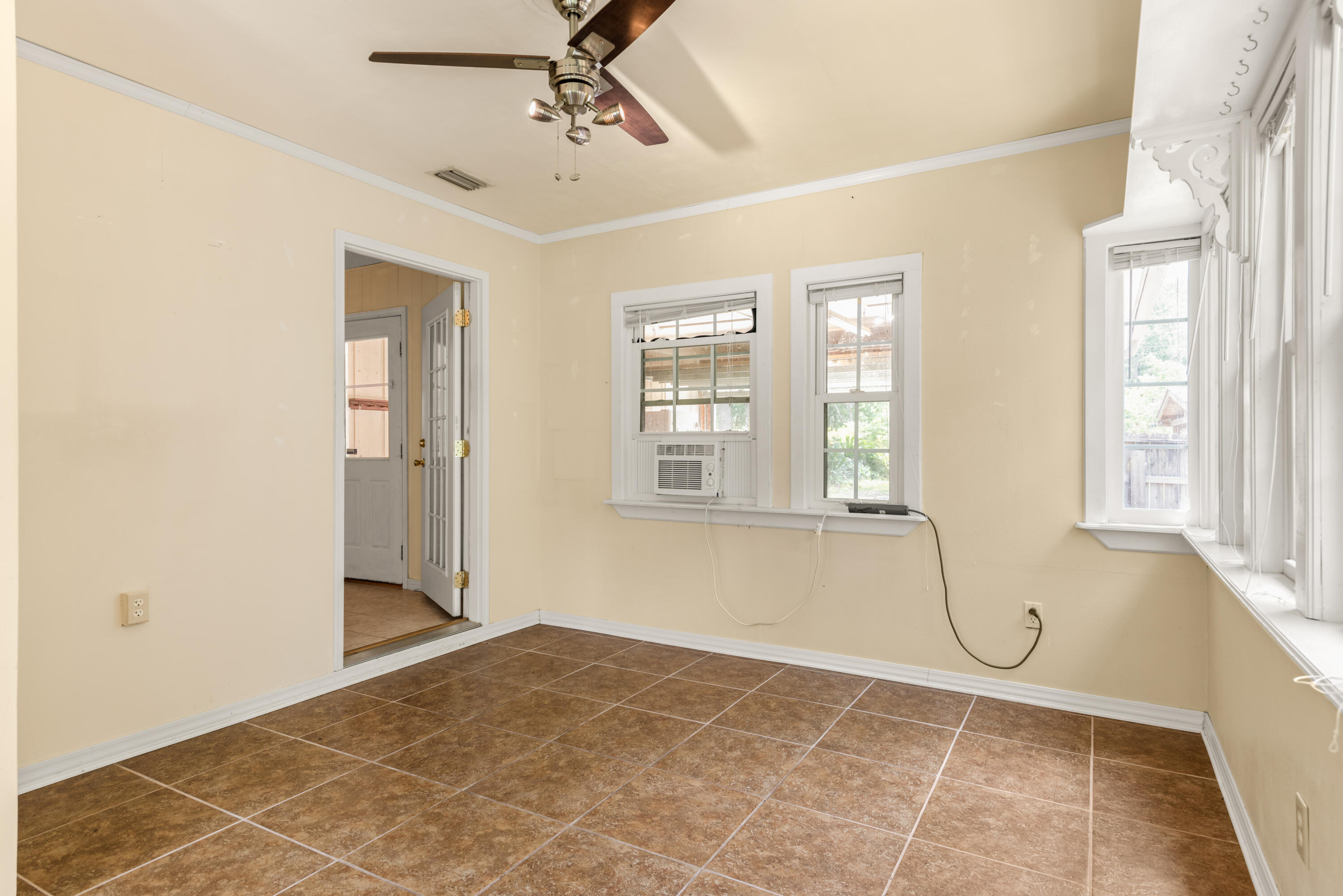NO RECORDED SUBDIVISION - Residential