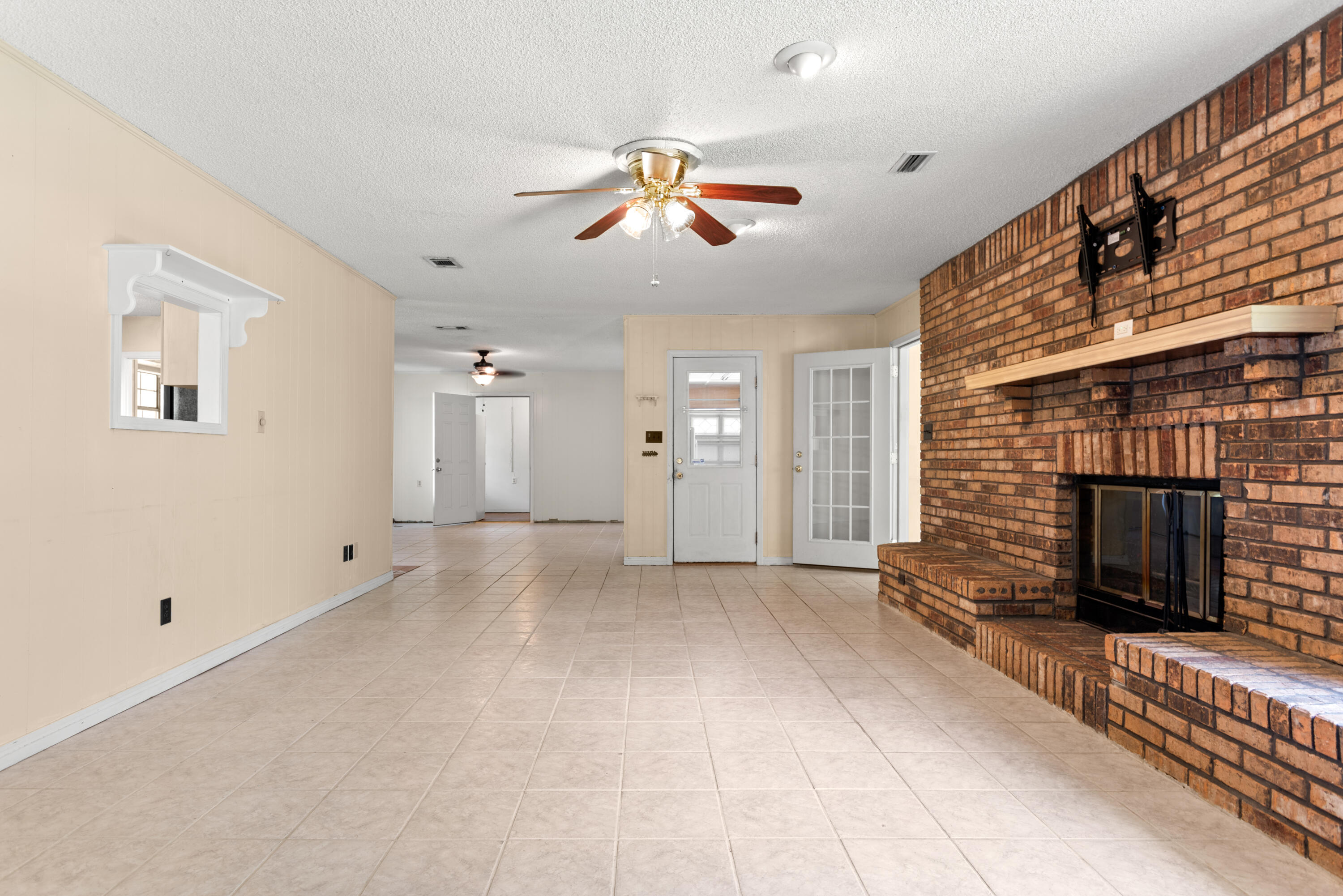 NO RECORDED SUBDIVISION - Residential