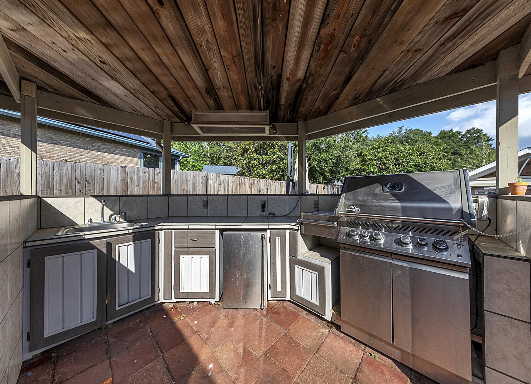 PAGE PLACE 3 PH 1 - Residential Lease