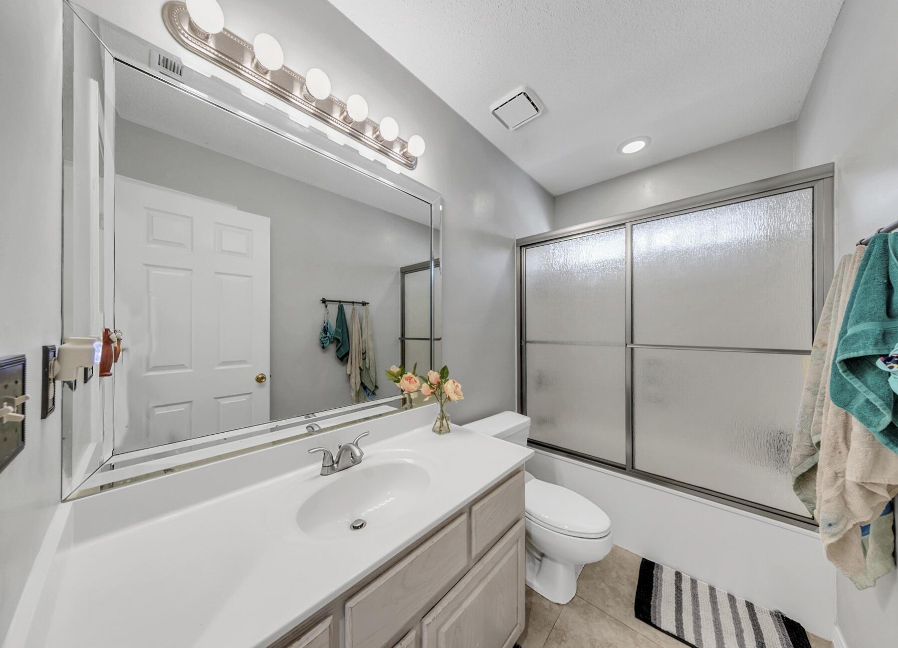 PAGE PLACE 3 PH 1 - Residential Lease