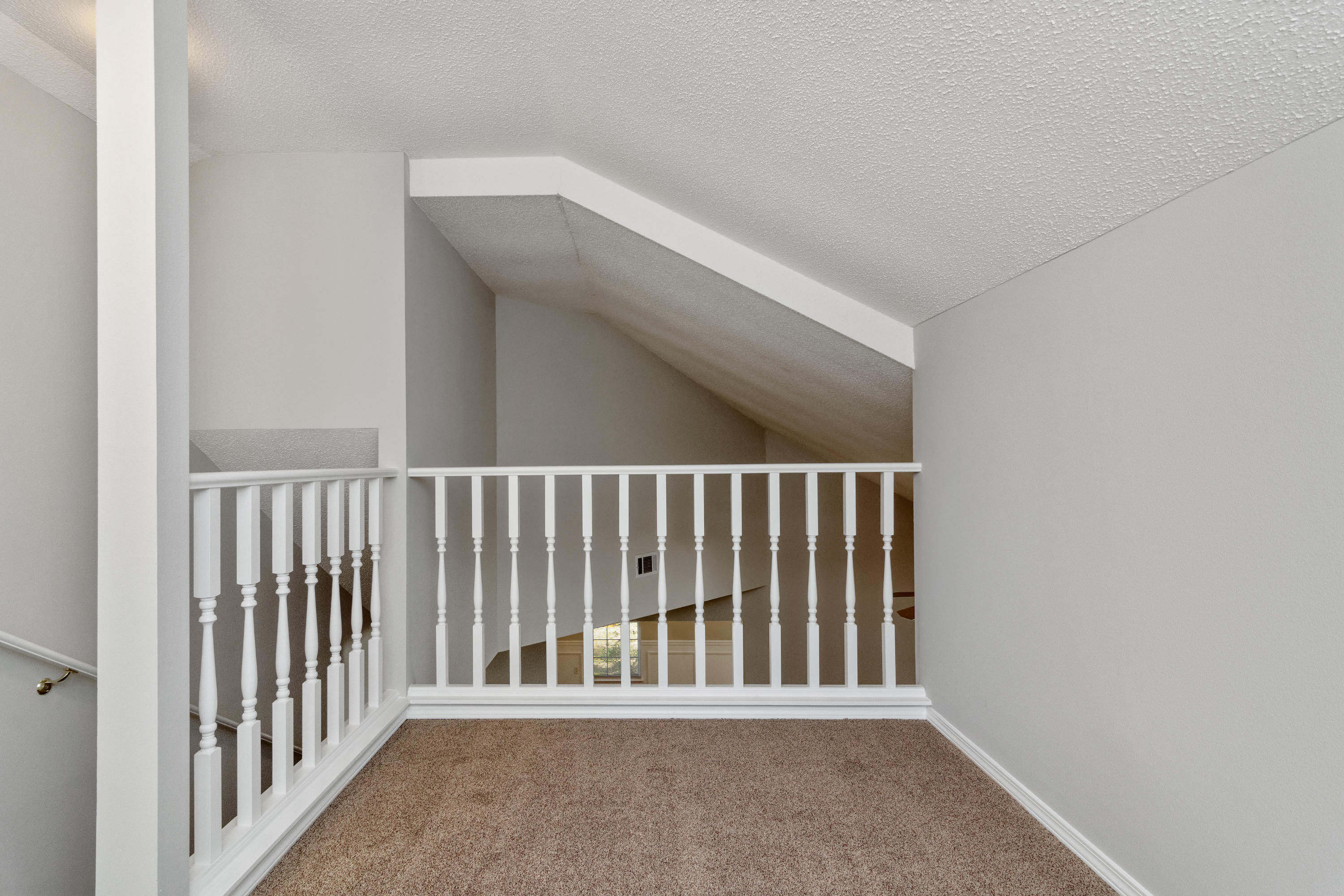 PINNACLE POINT - Residential