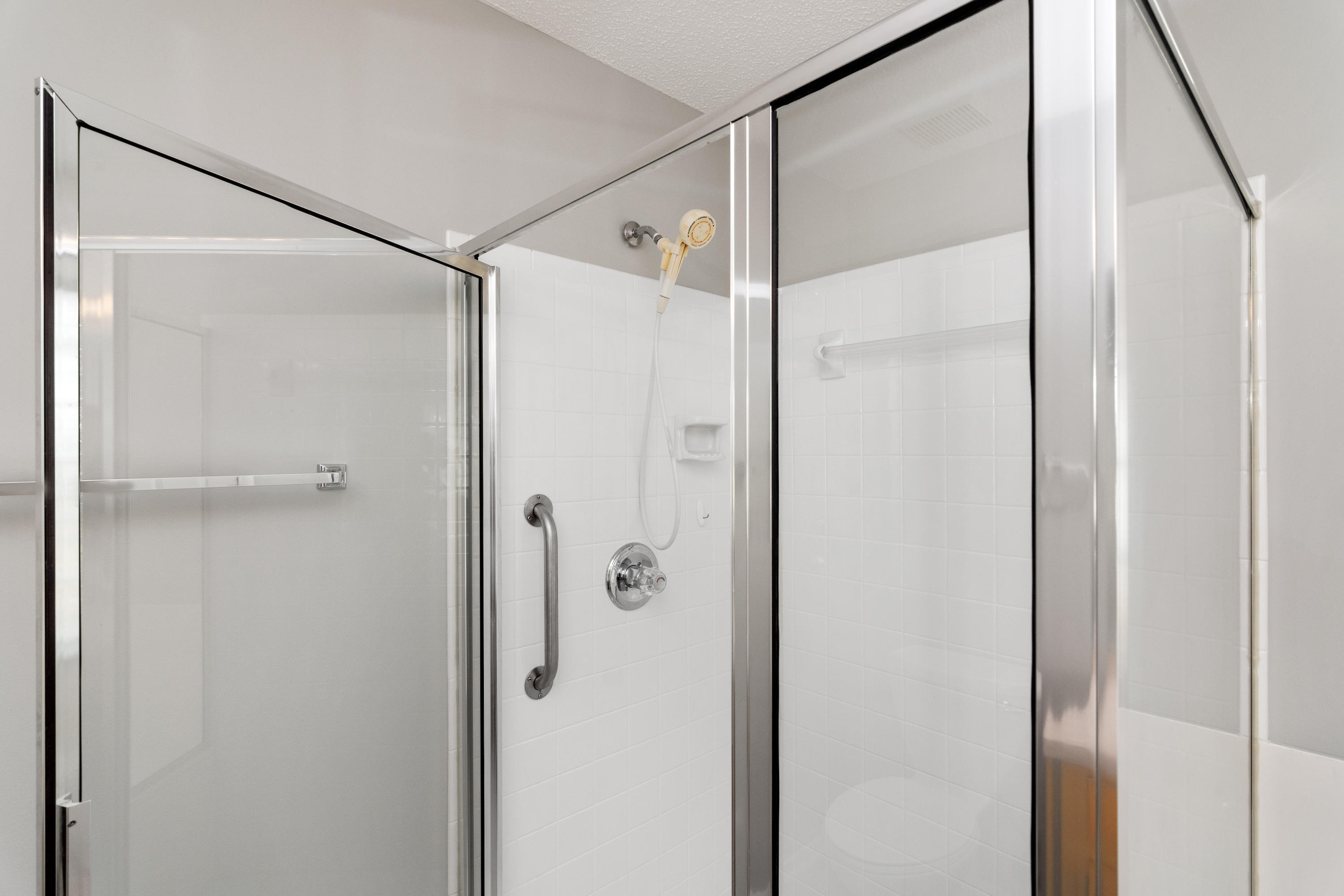 PINNACLE POINT - Residential