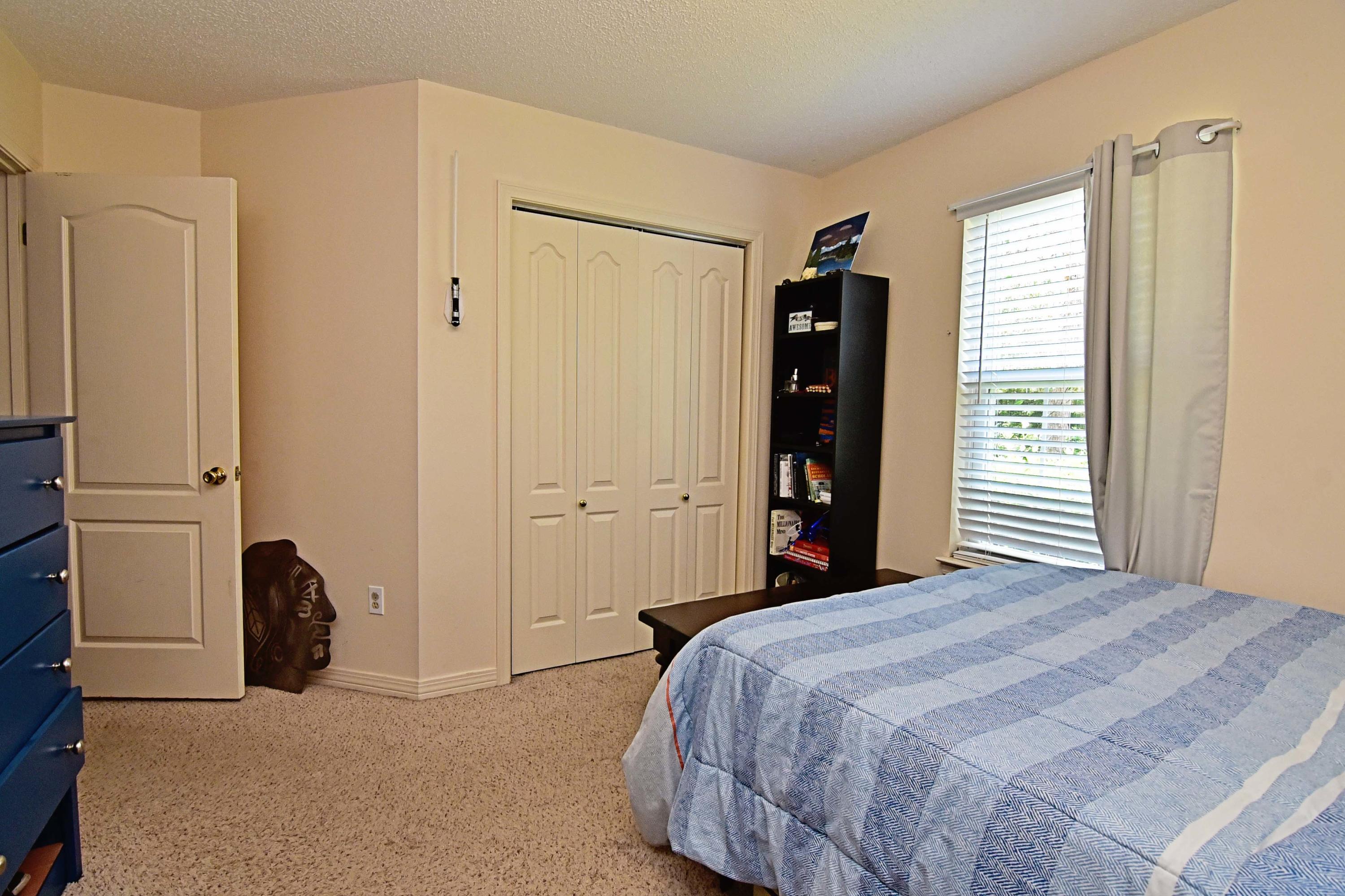 PARKWOOD AT B/B UNIT 17 - Residential