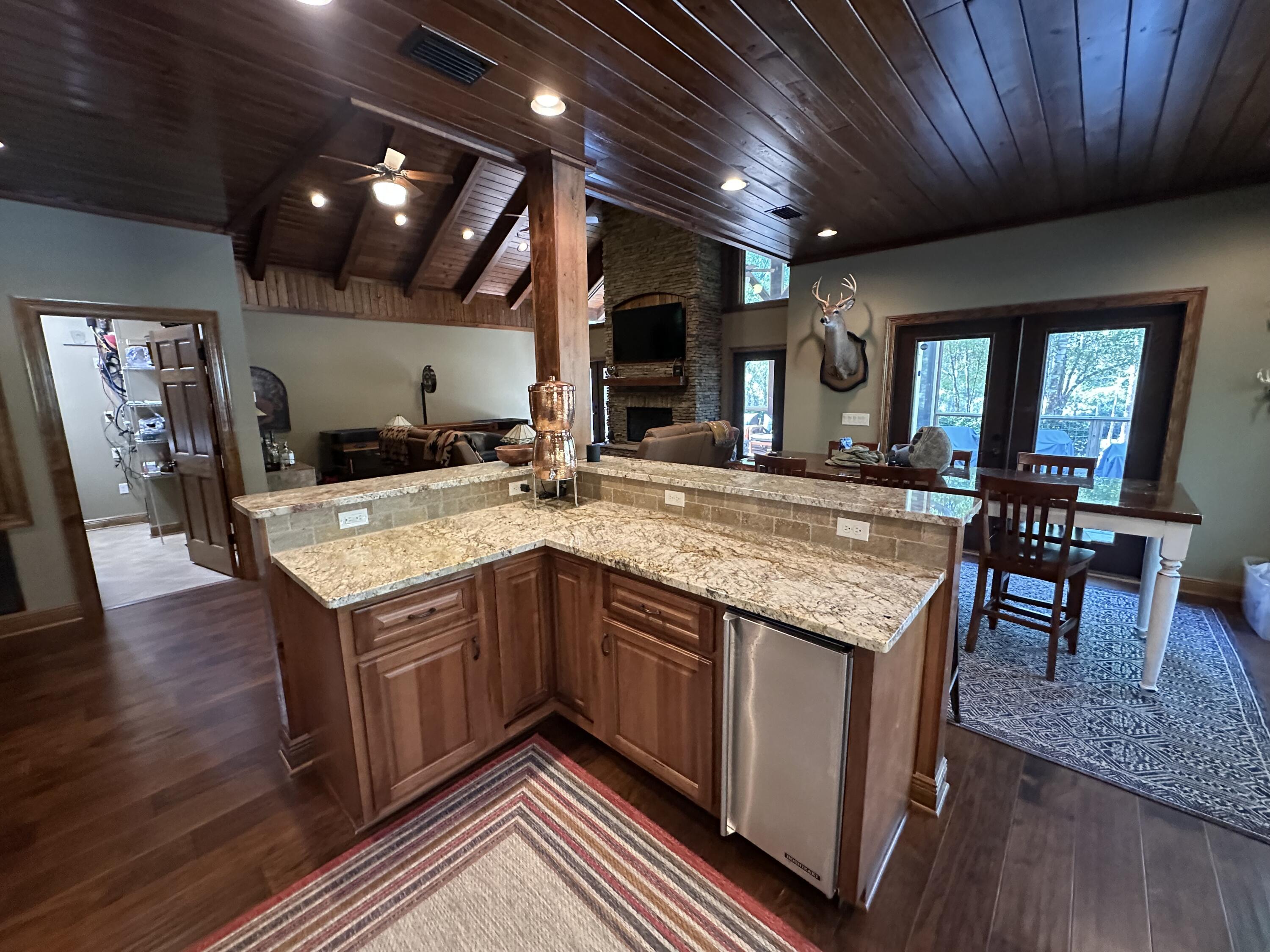 WALTON PLANTATION - Residential