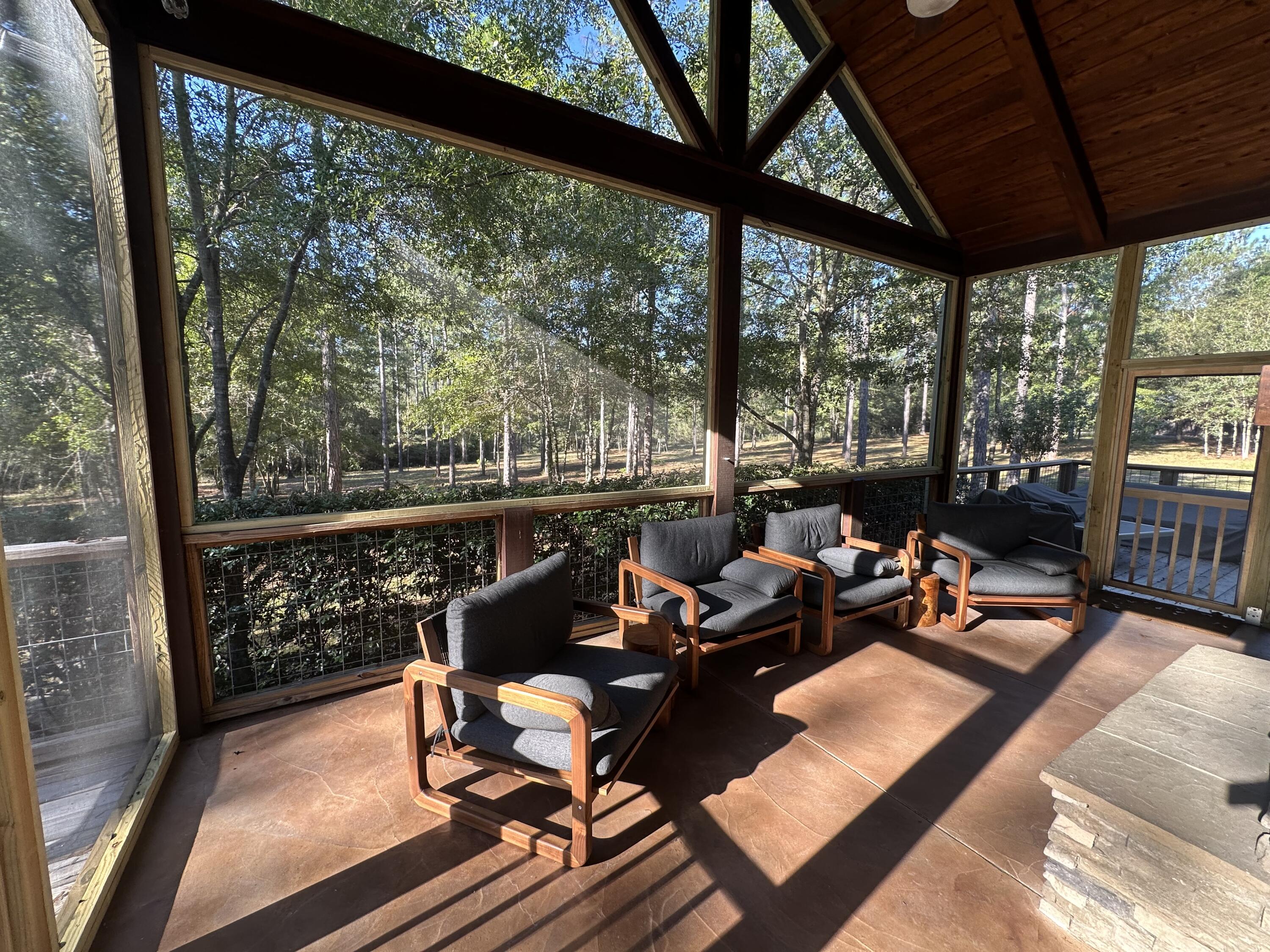 WALTON PLANTATION - Residential